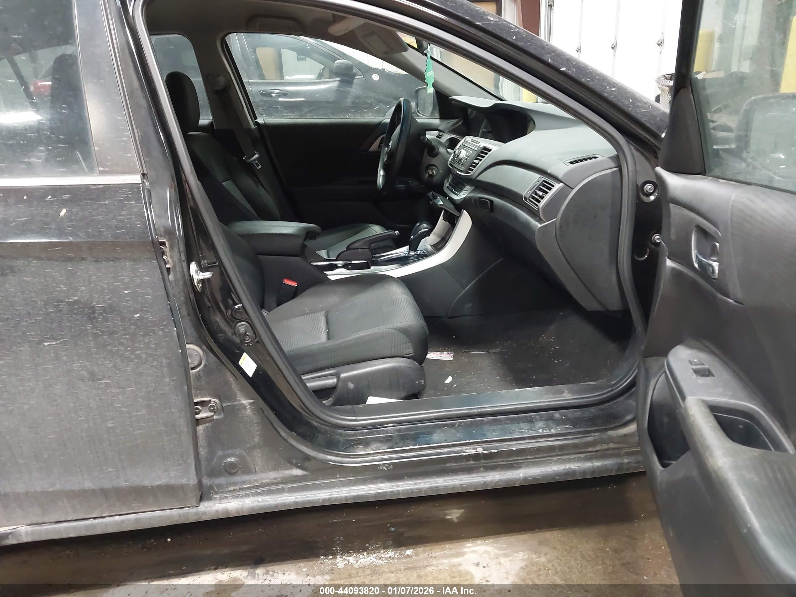 HONDA ACCORD image 5