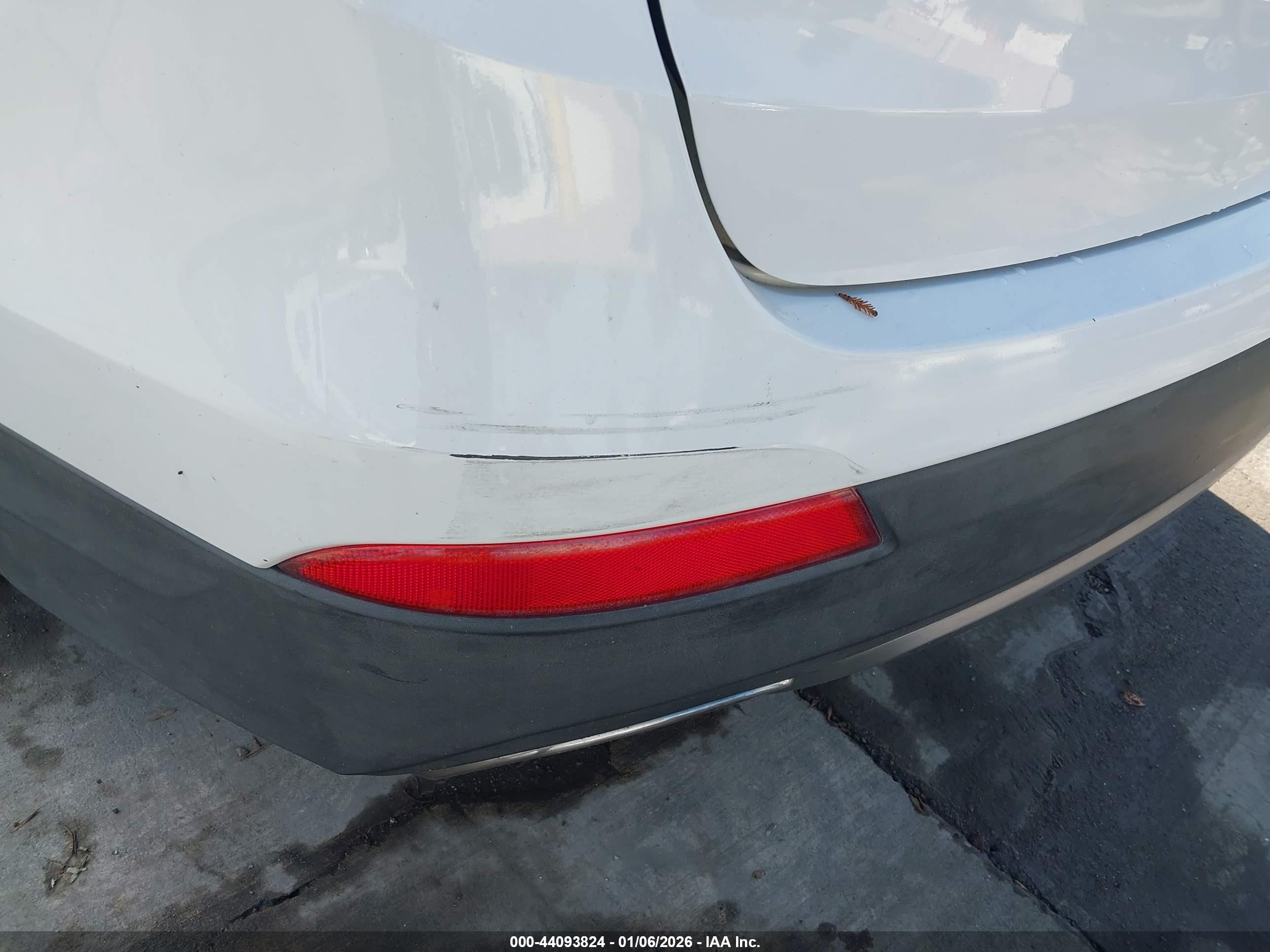 HYUNDAI SANTA image 6