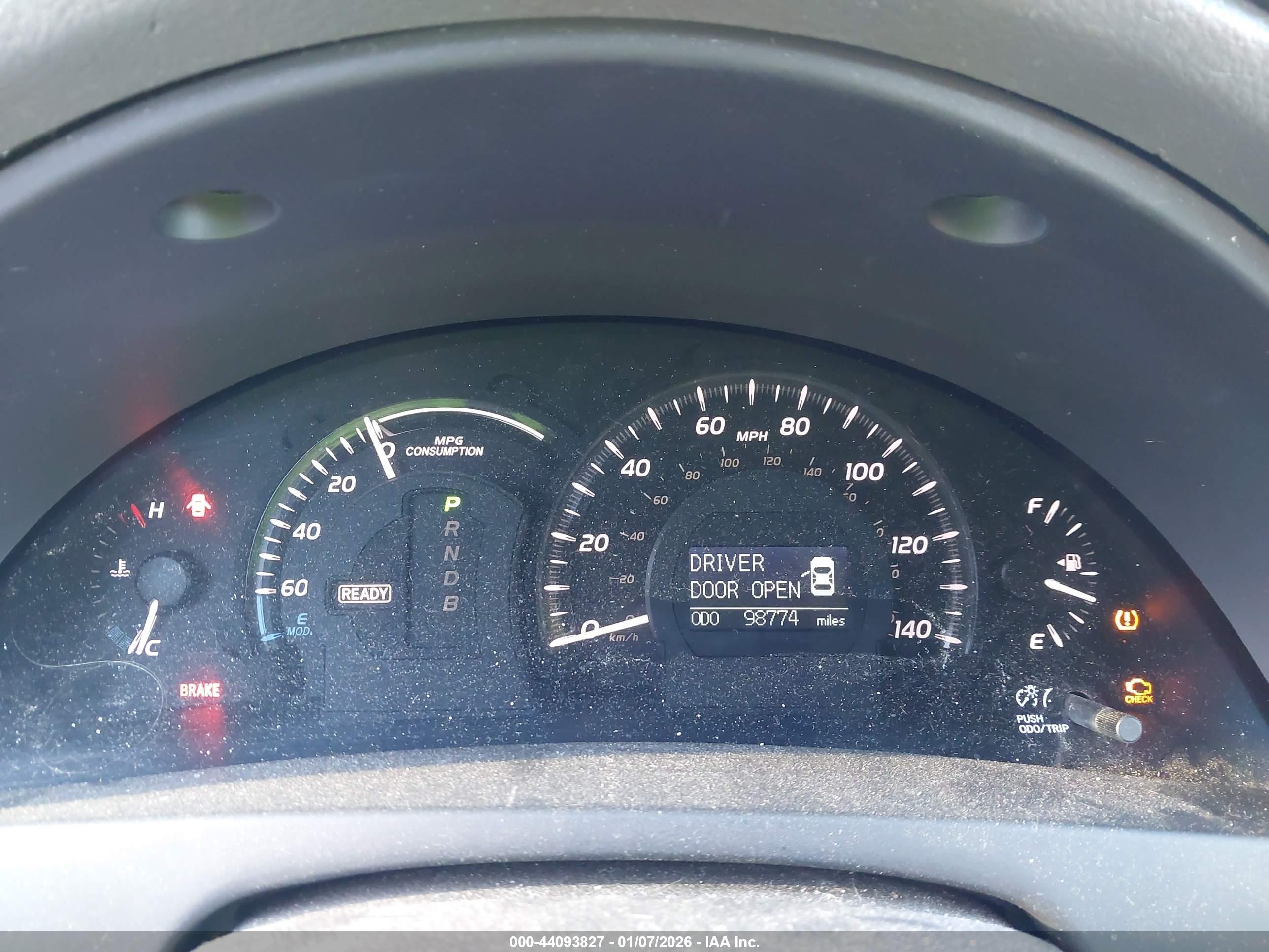 TOYOTA CAMRY image 7