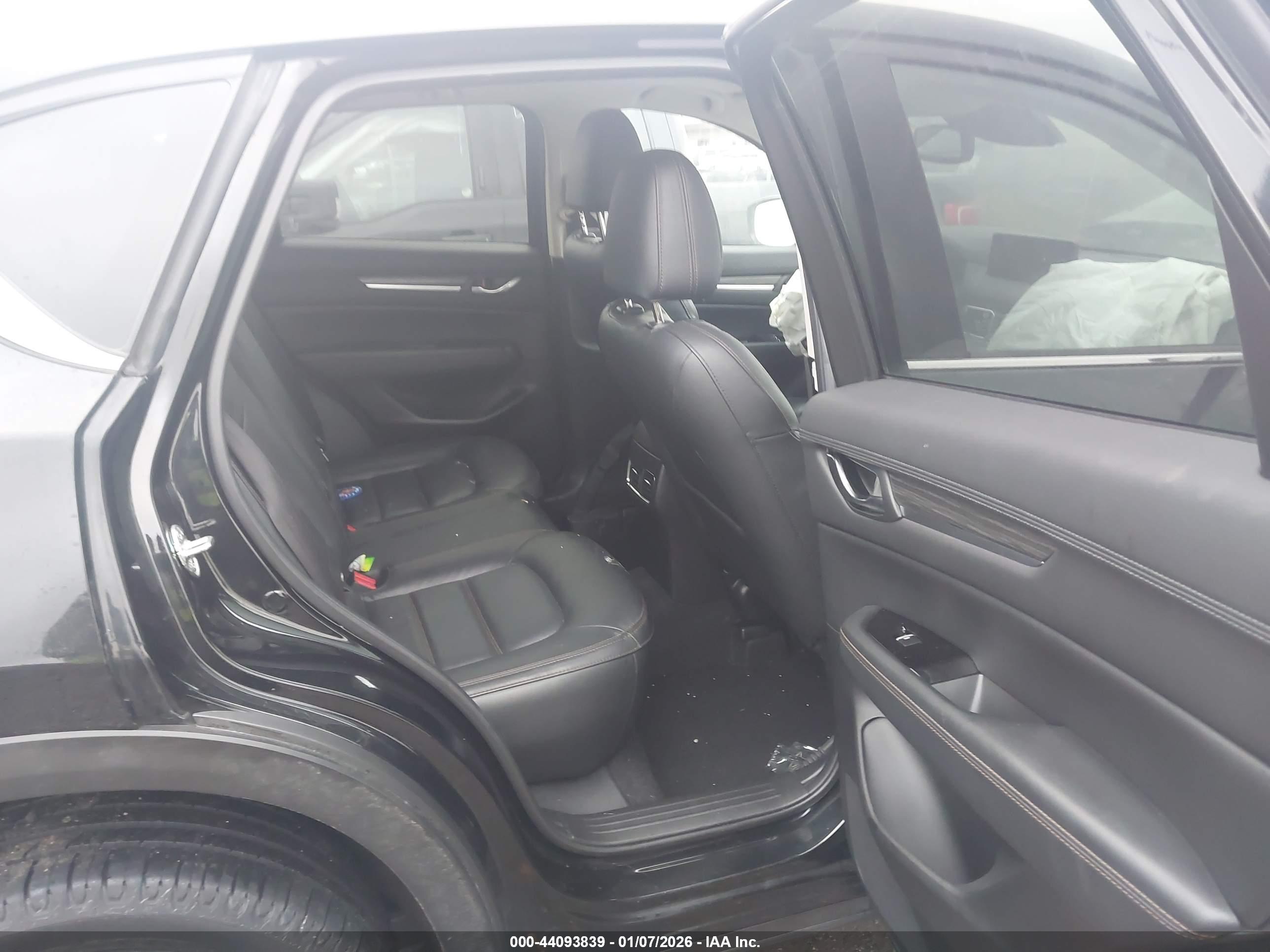 MAZDA CX-5 image 8