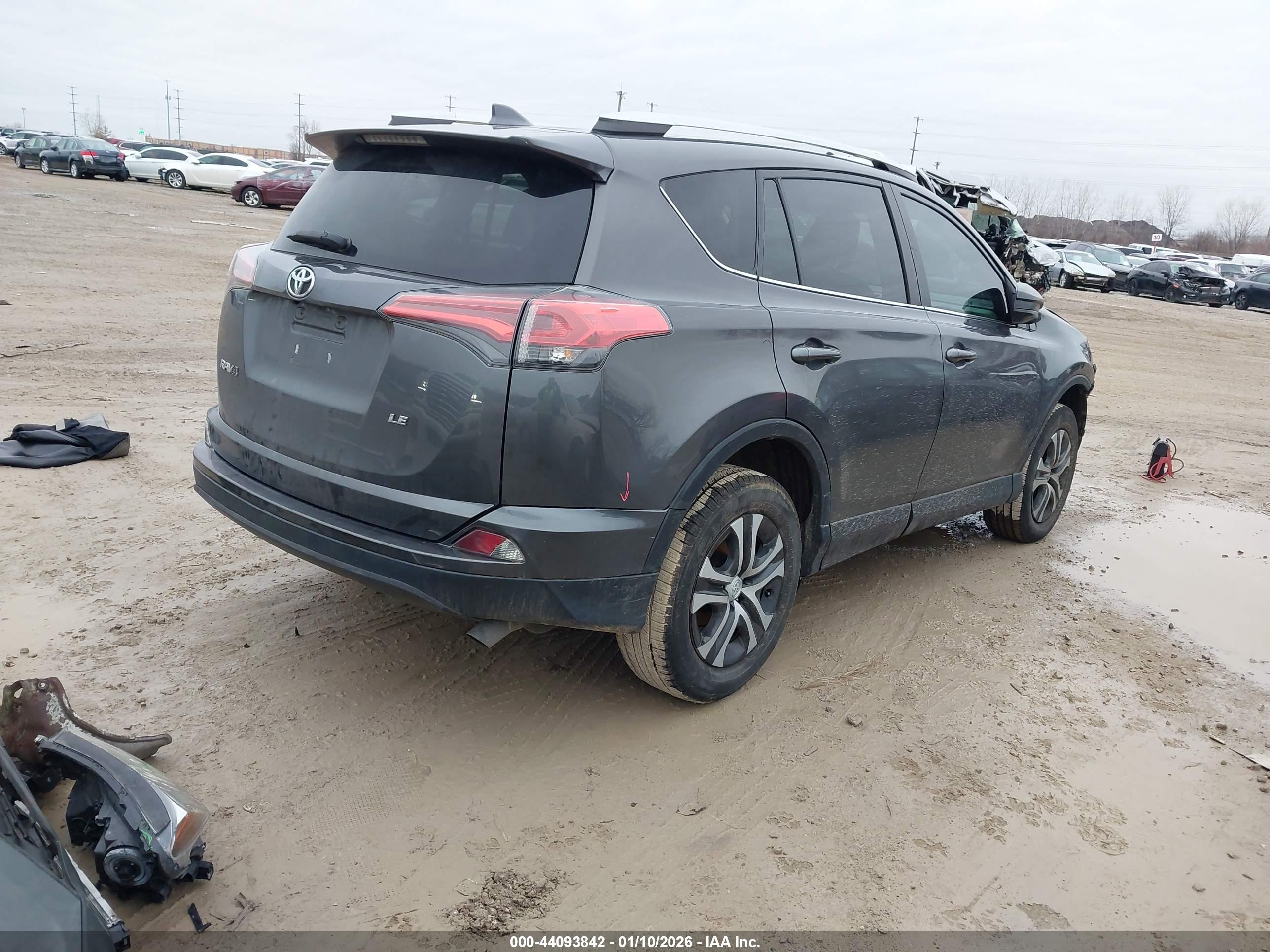 TOYOTA RAV4 image 4