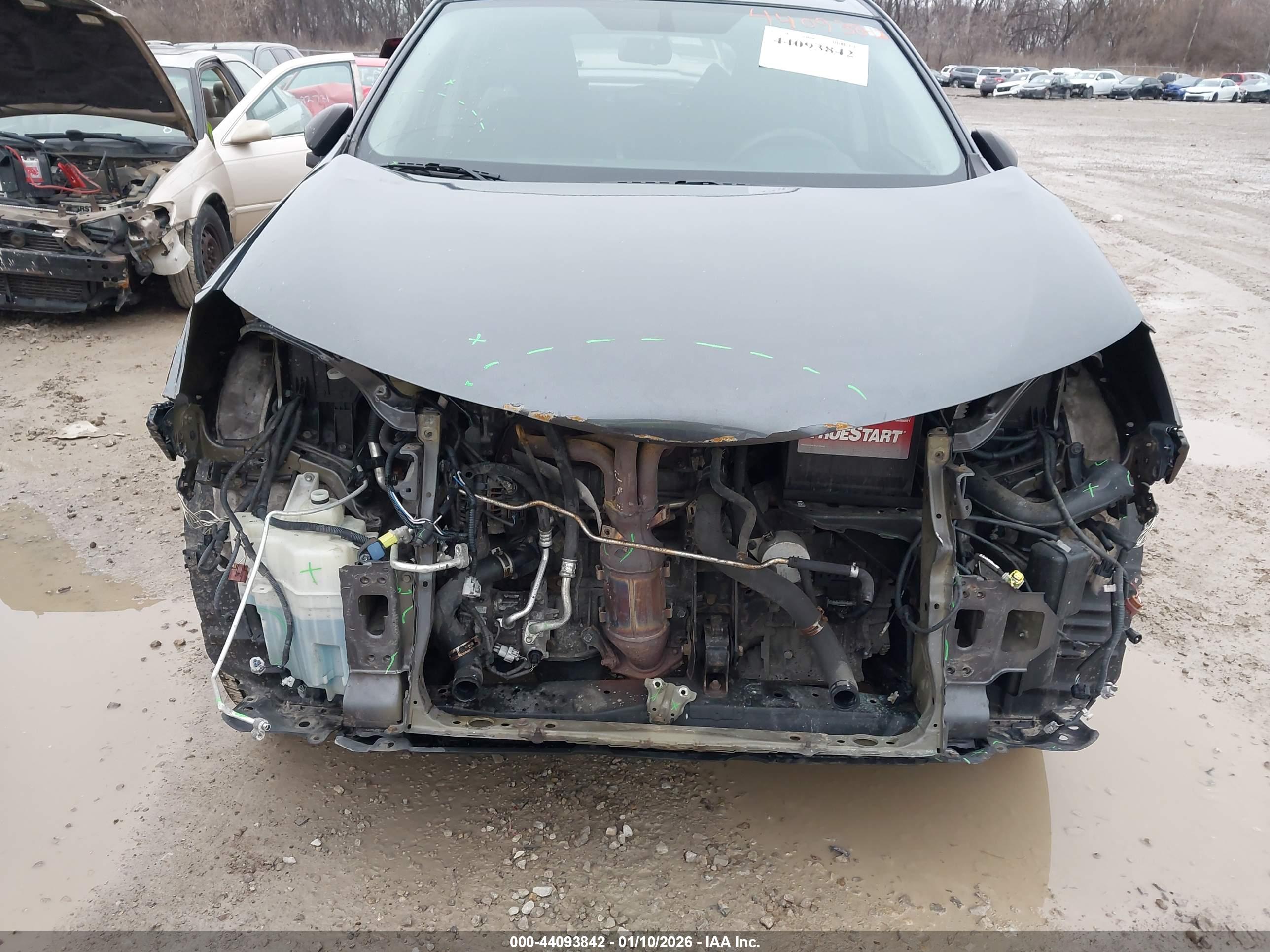 TOYOTA RAV4 image 6