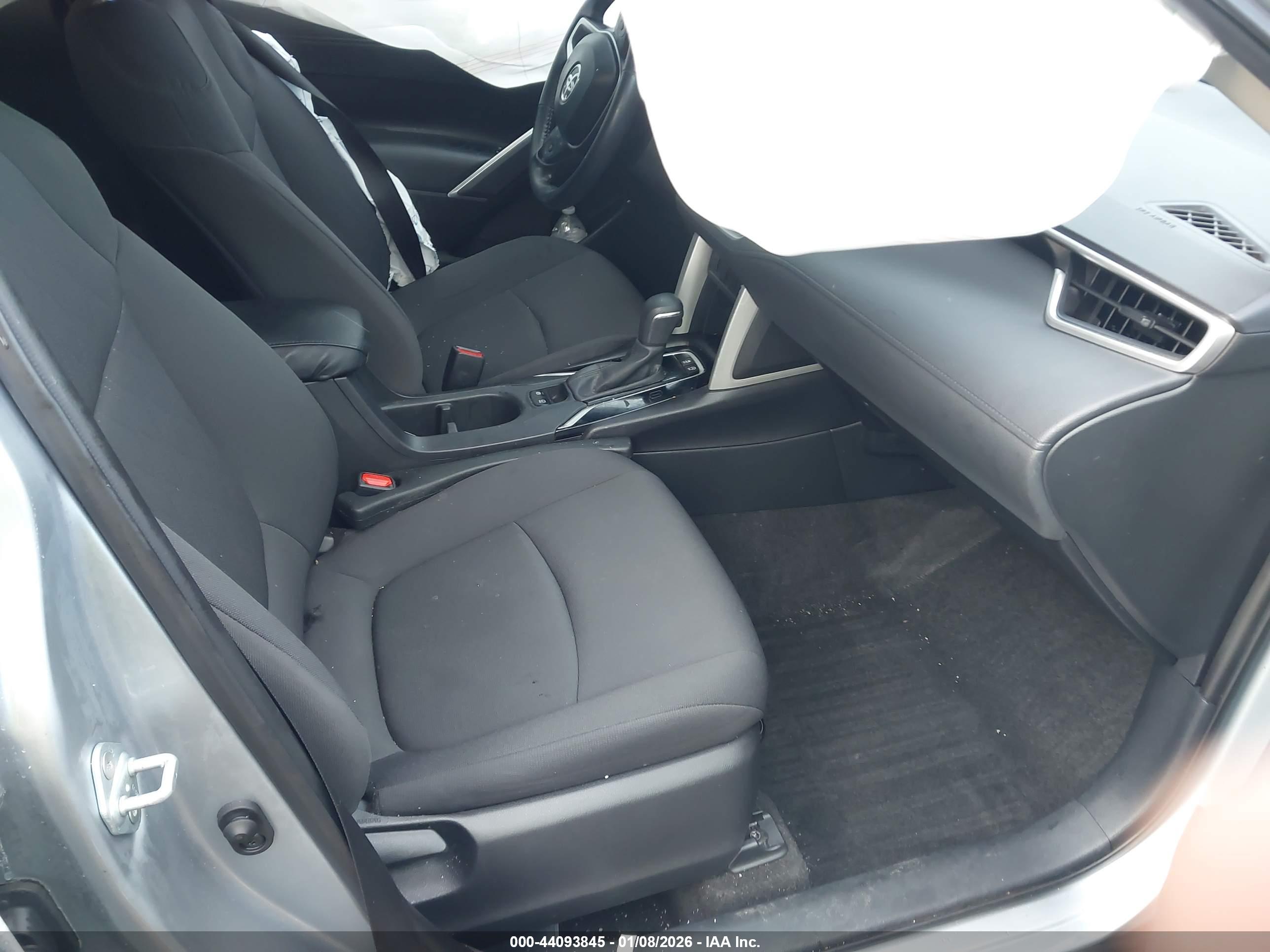 TOYOTA COROLLA image 5