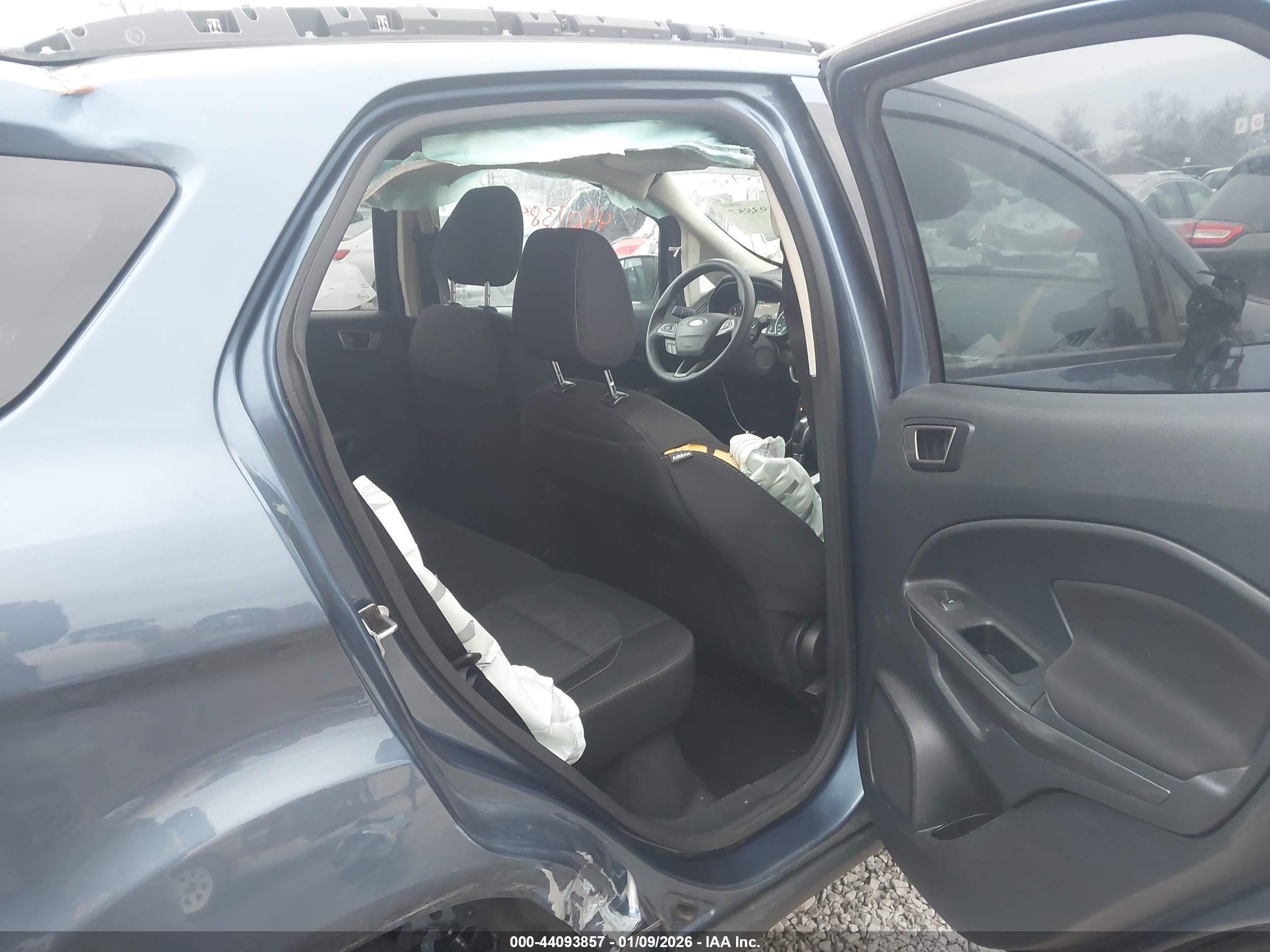 FORD ECOSPORT image 8