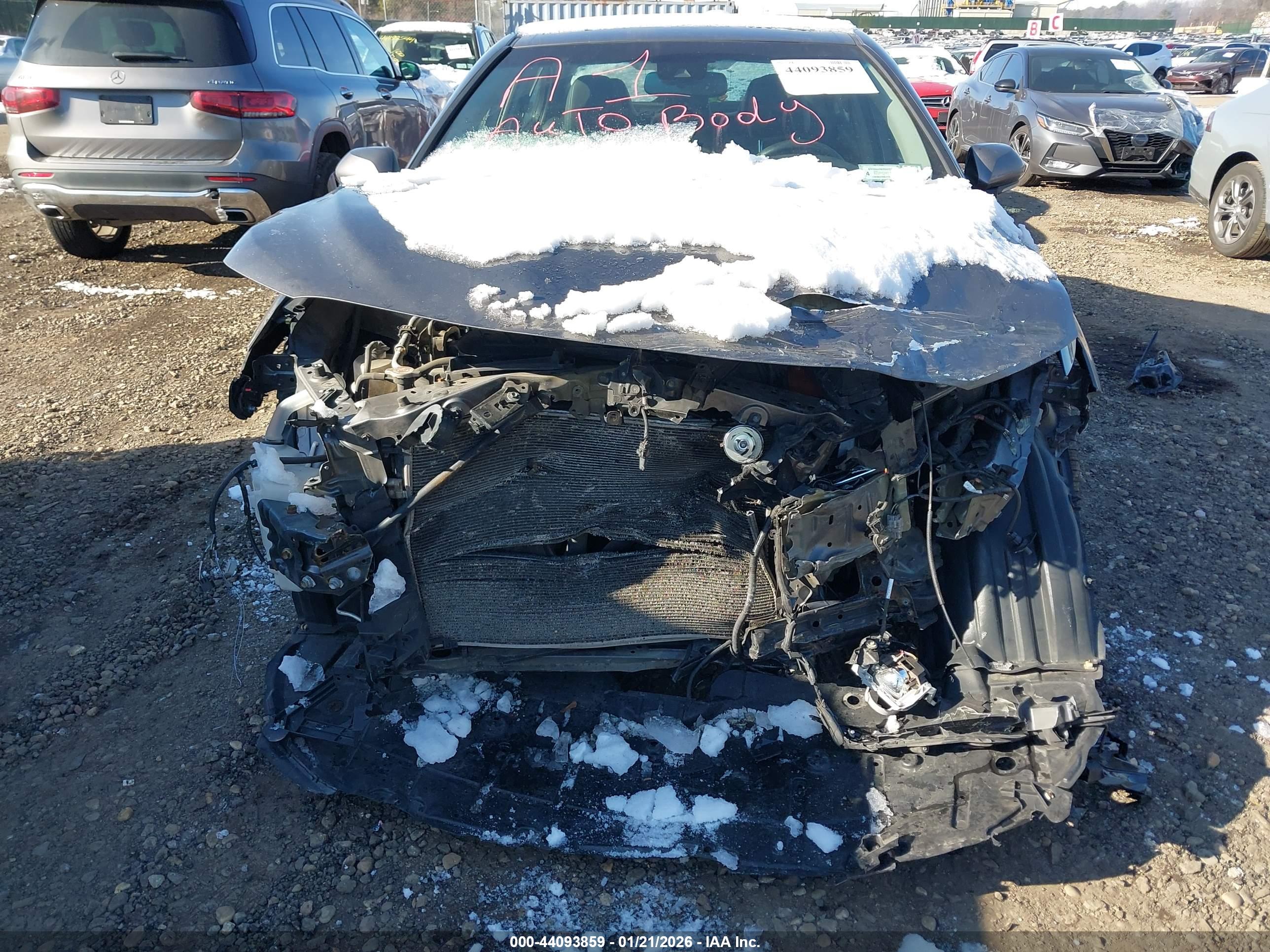TOYOTA CAMRY image 6