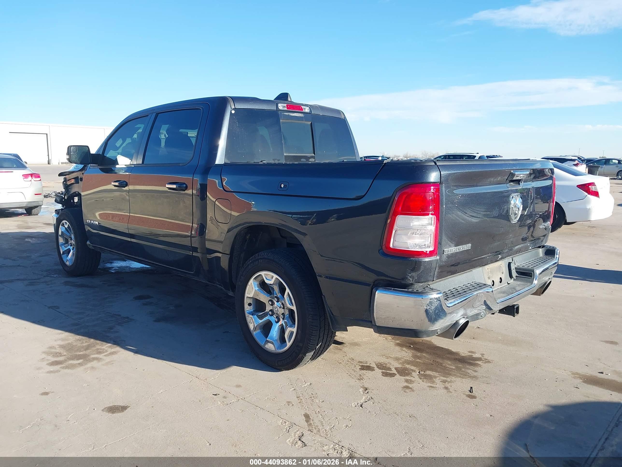 RAM 1500 image 3