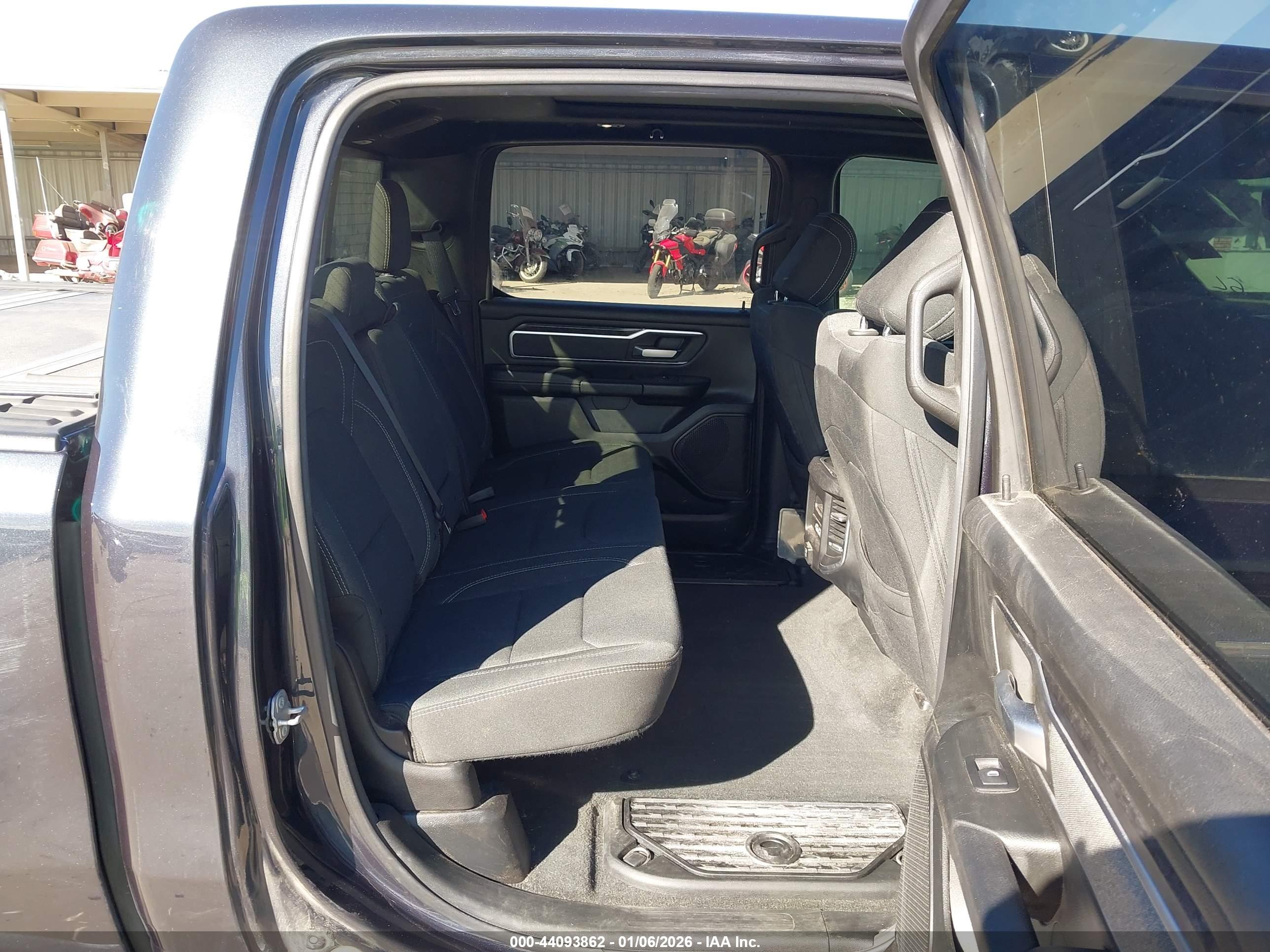 RAM 1500 image 8