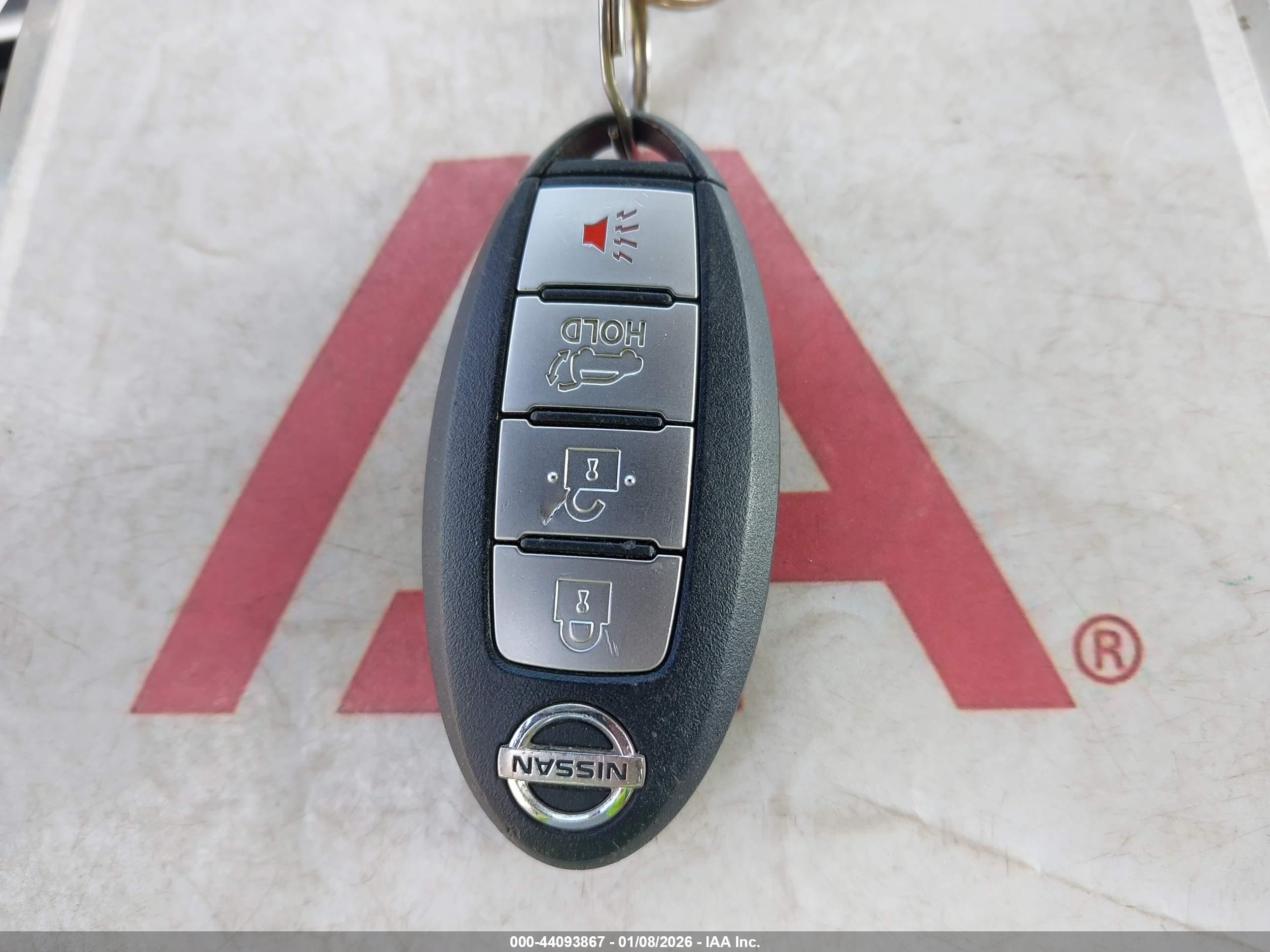 NISSAN ROGUE image 11