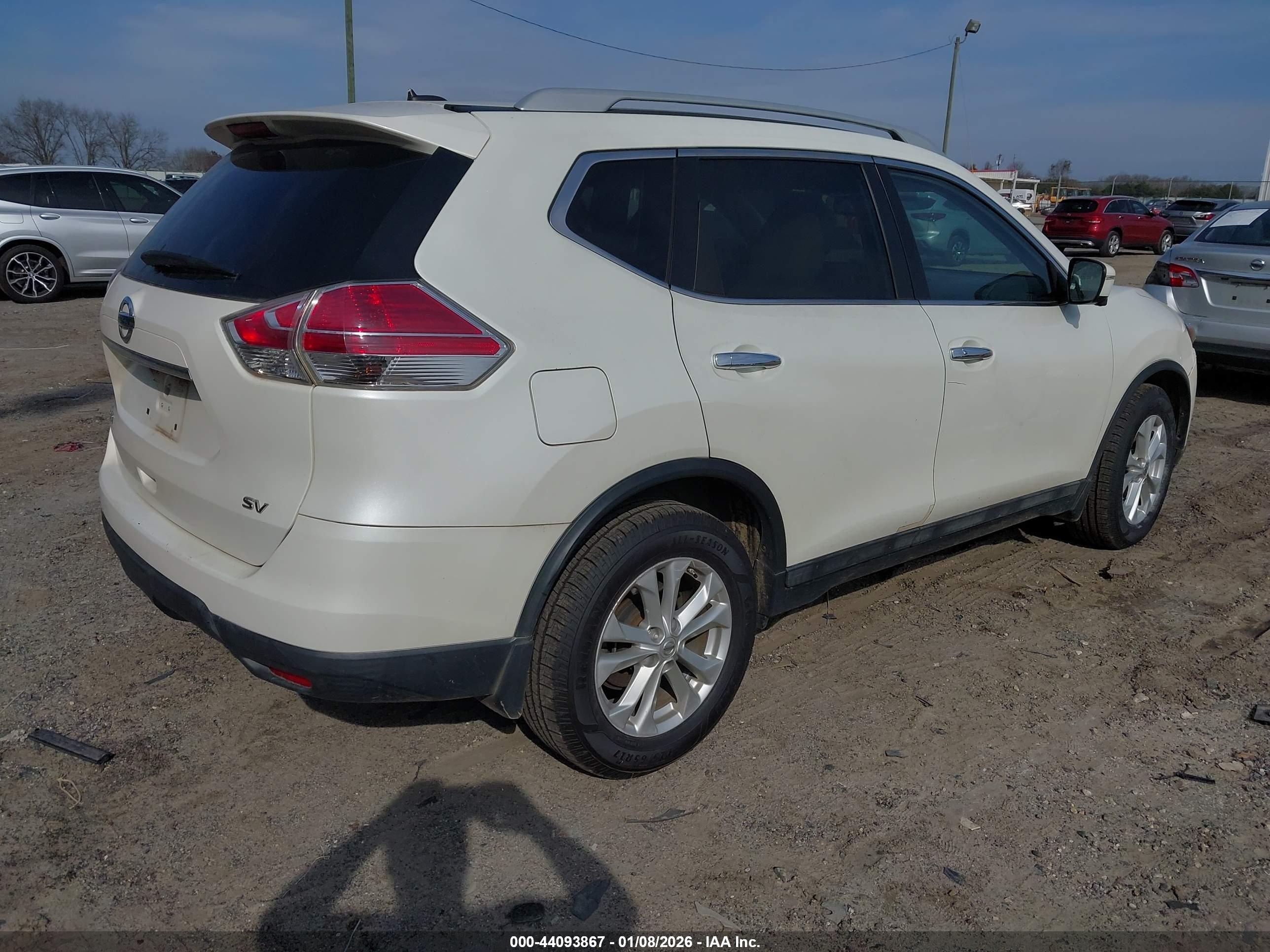 NISSAN ROGUE image 4