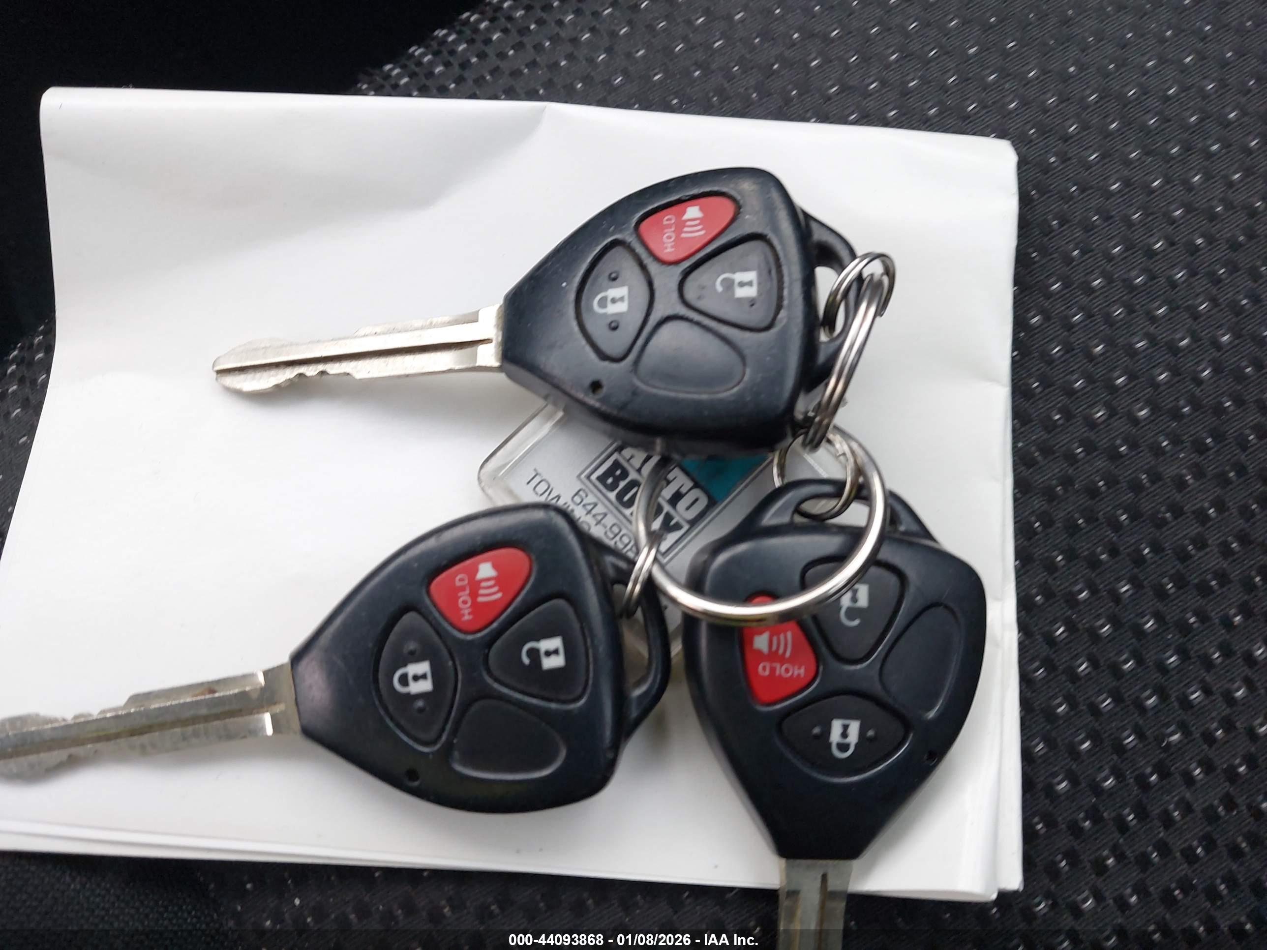 PONTIAC VIBE image 11