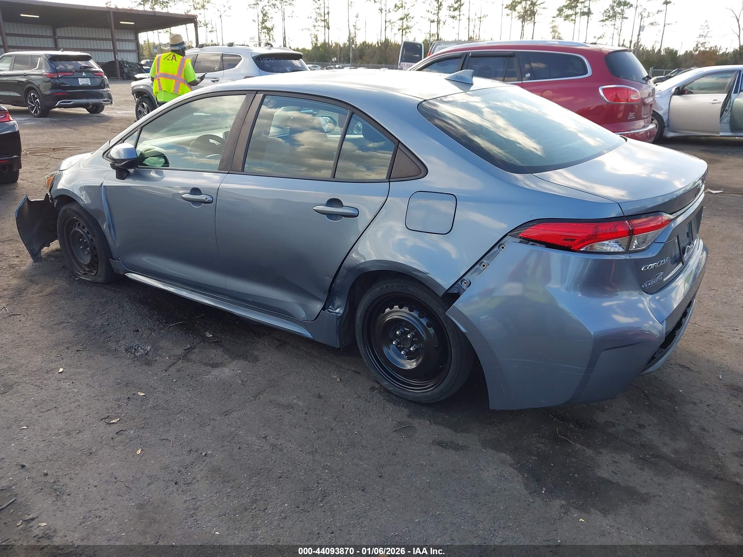 TOYOTA COROLLA image 3