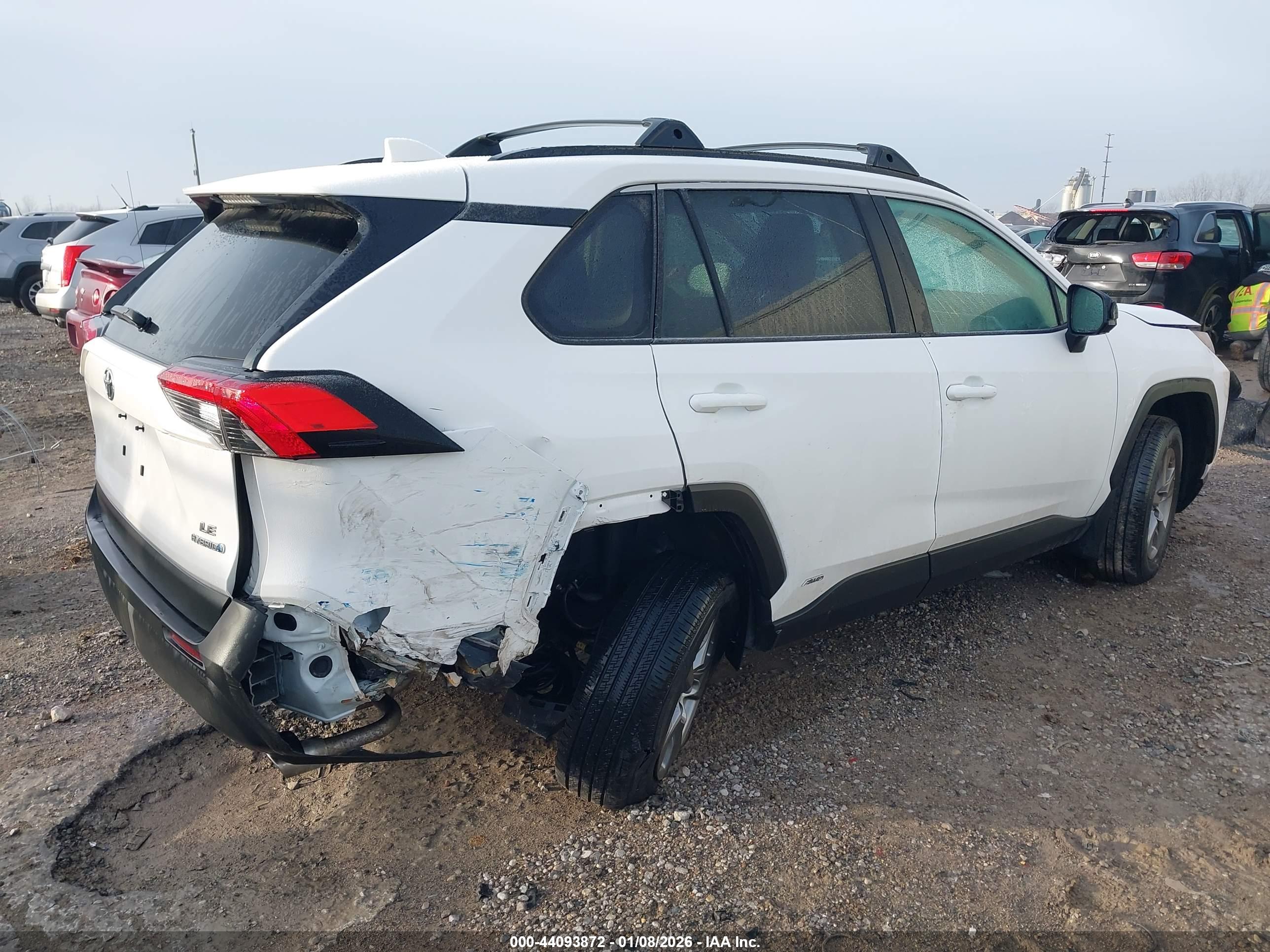 TOYOTA RAV4 image 4