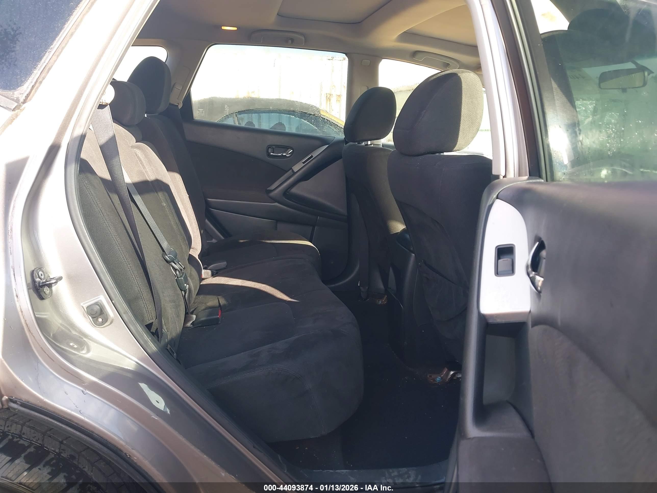 NISSAN MURANO image 8