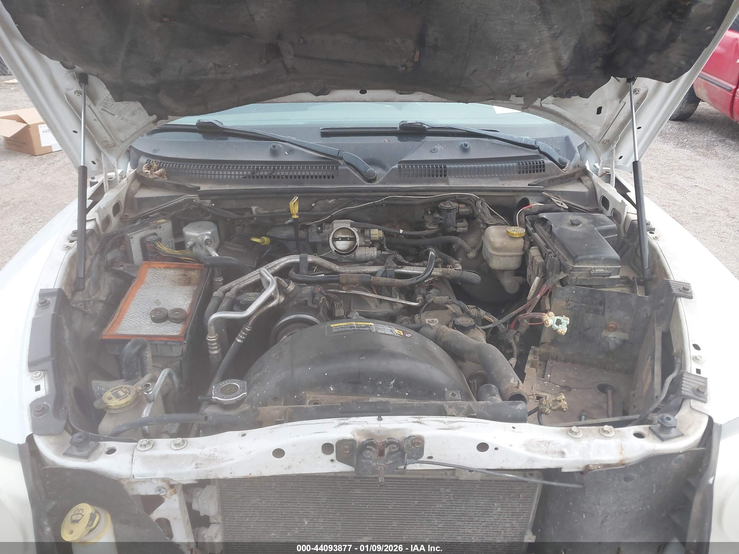 DODGE DAKOTA image 10
