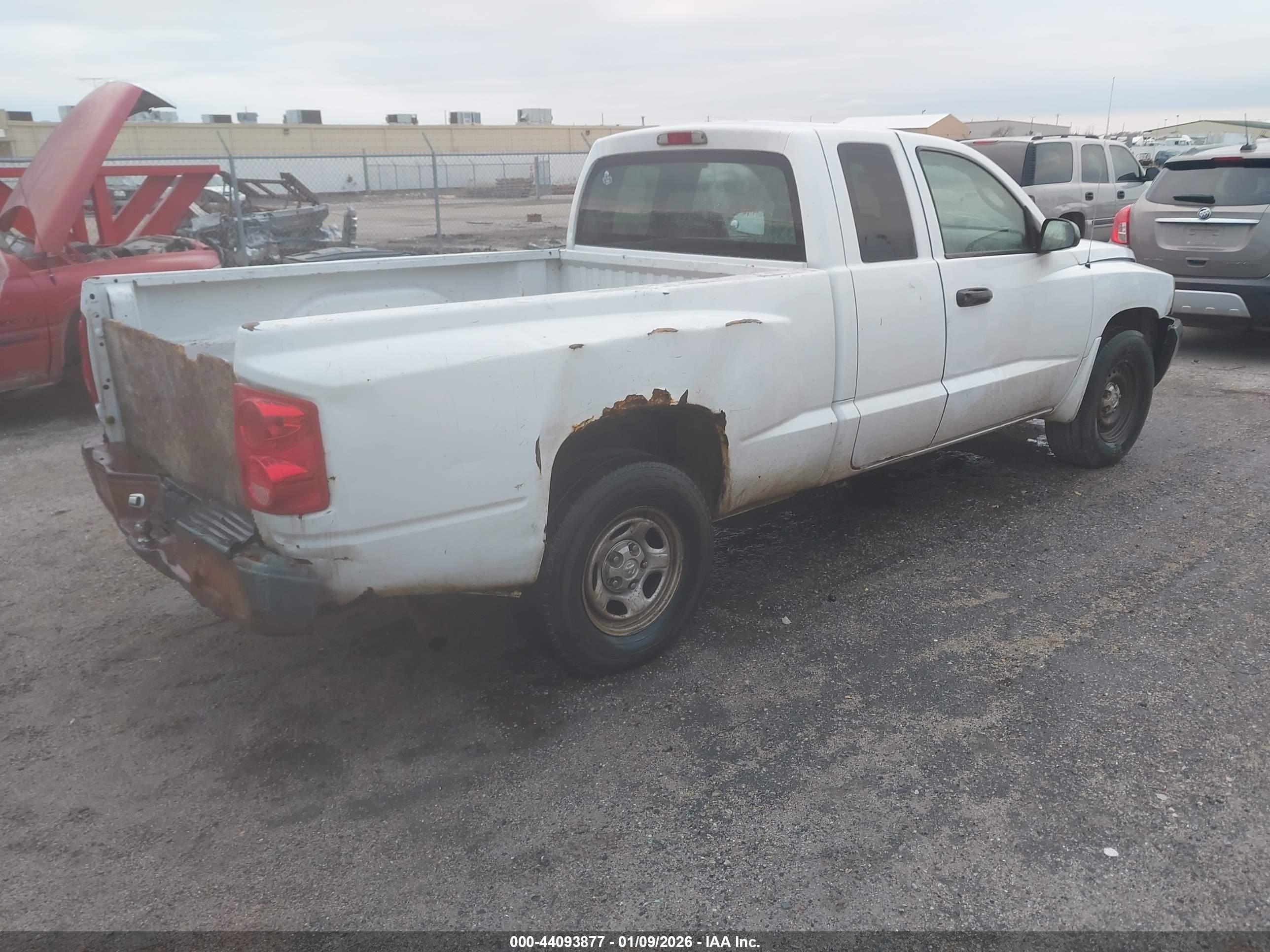 DODGE DAKOTA image 4