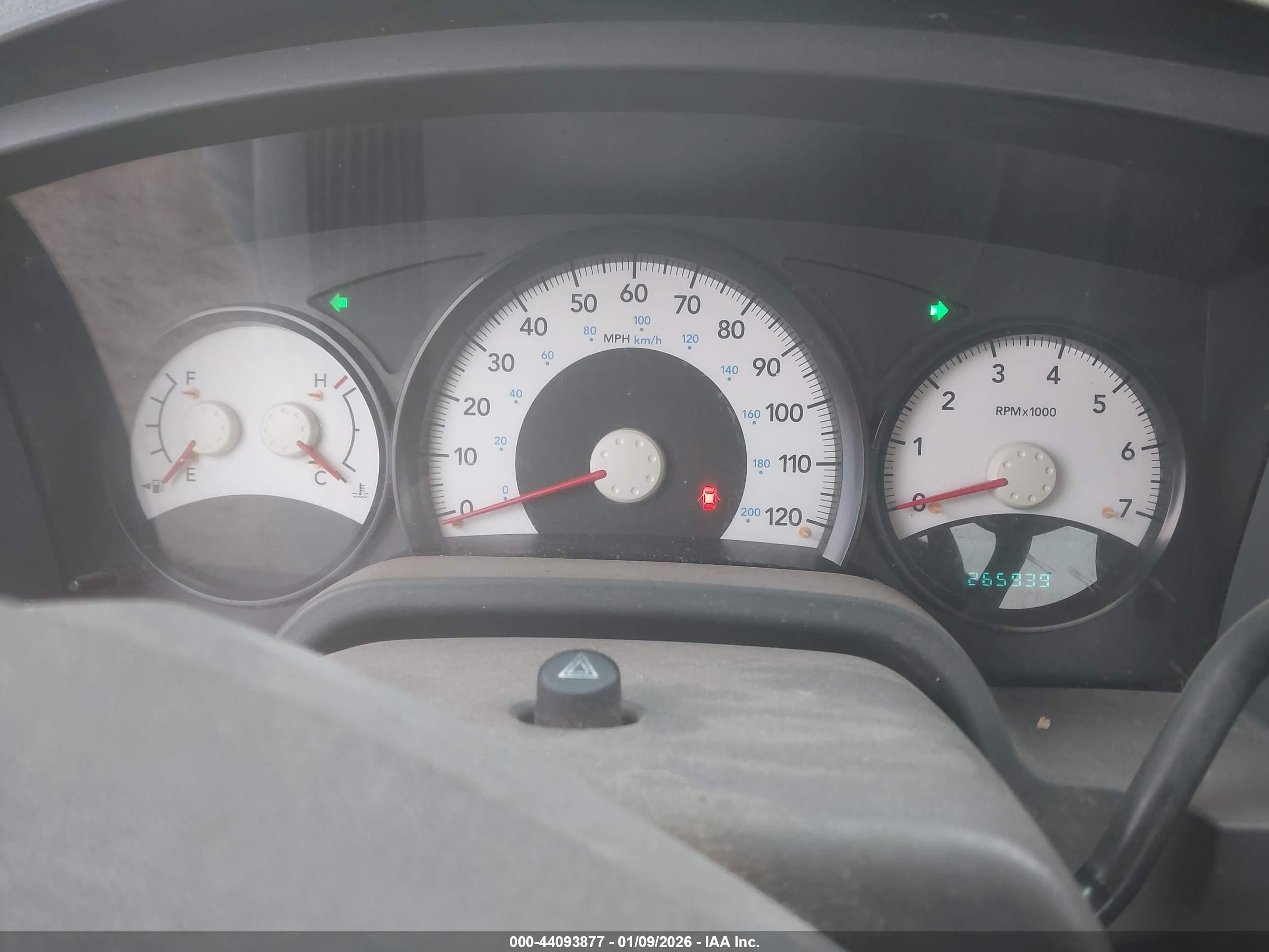 DODGE DAKOTA image 7