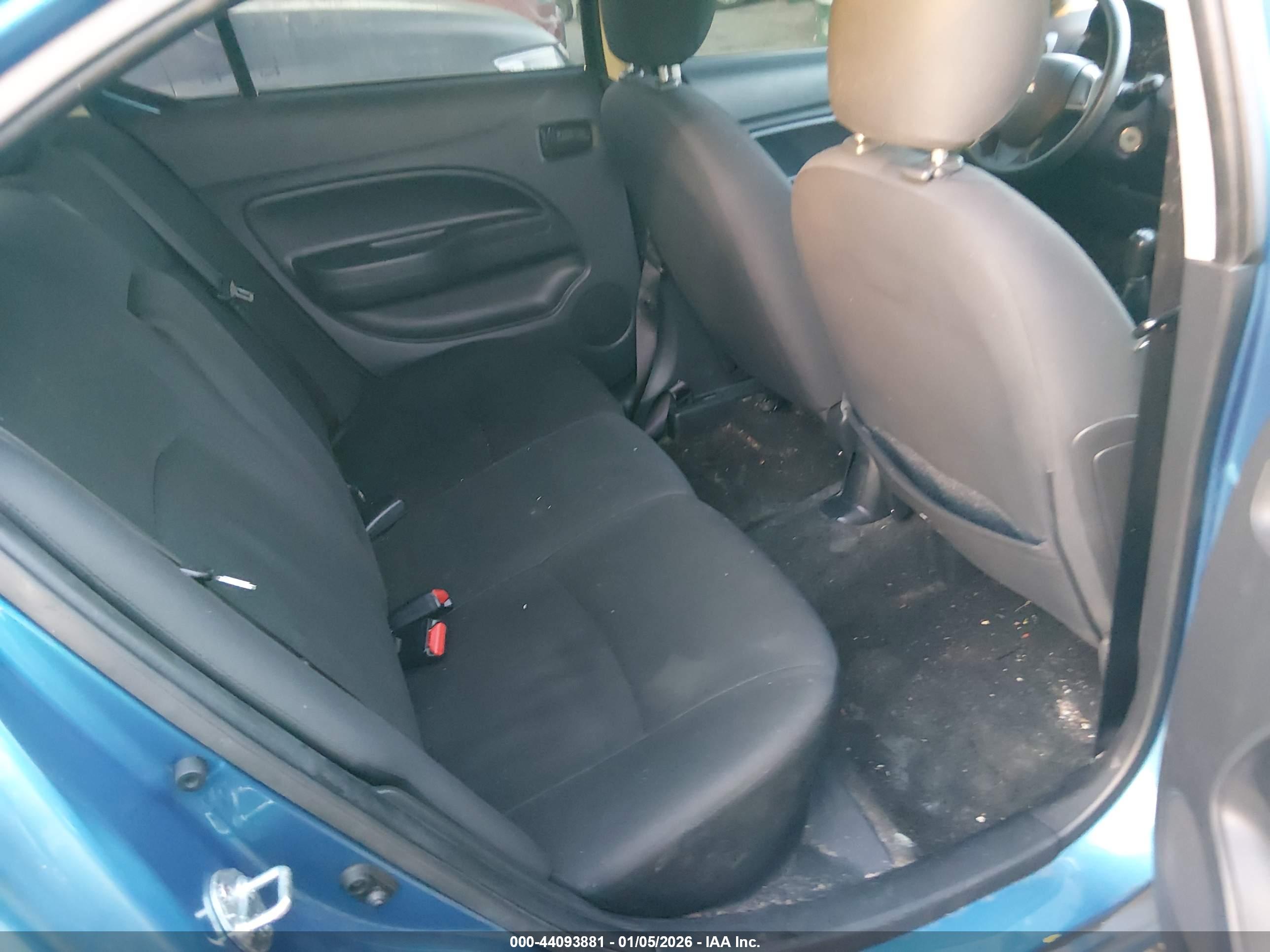 MITSUBISHI MIRAGE image 8