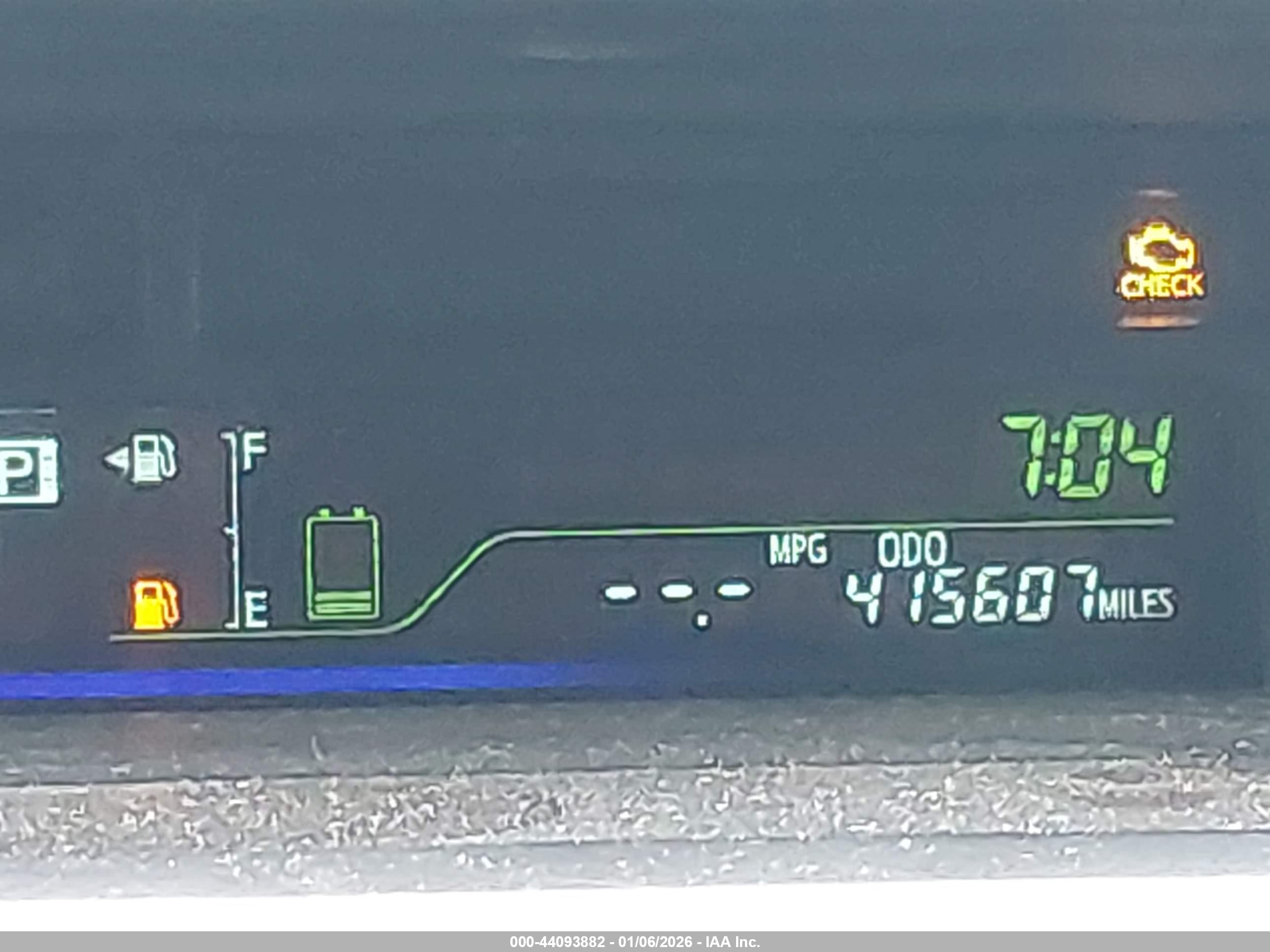 TOYOTA PRIUS image 7