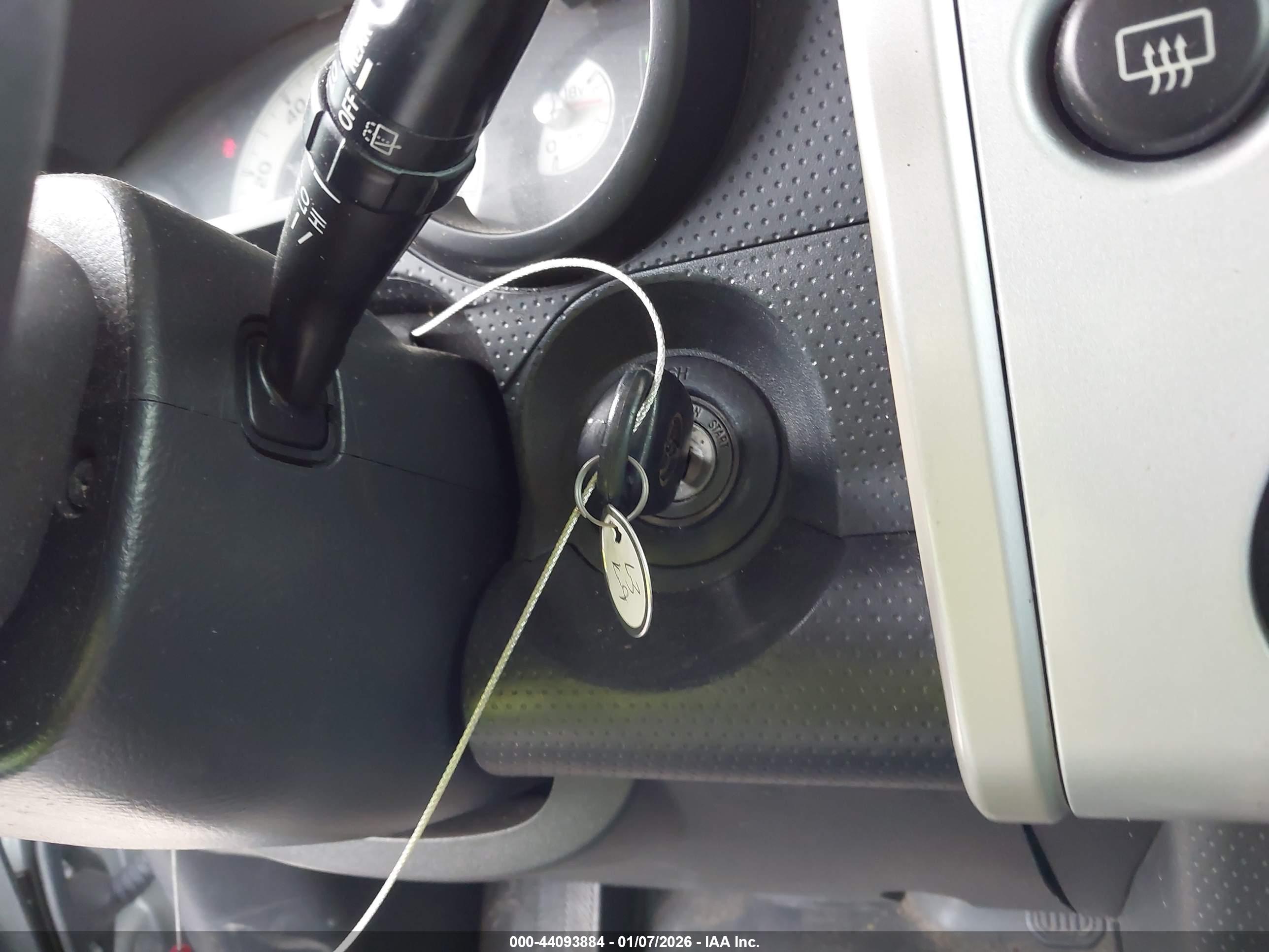 TOYOTA FJ image 11
