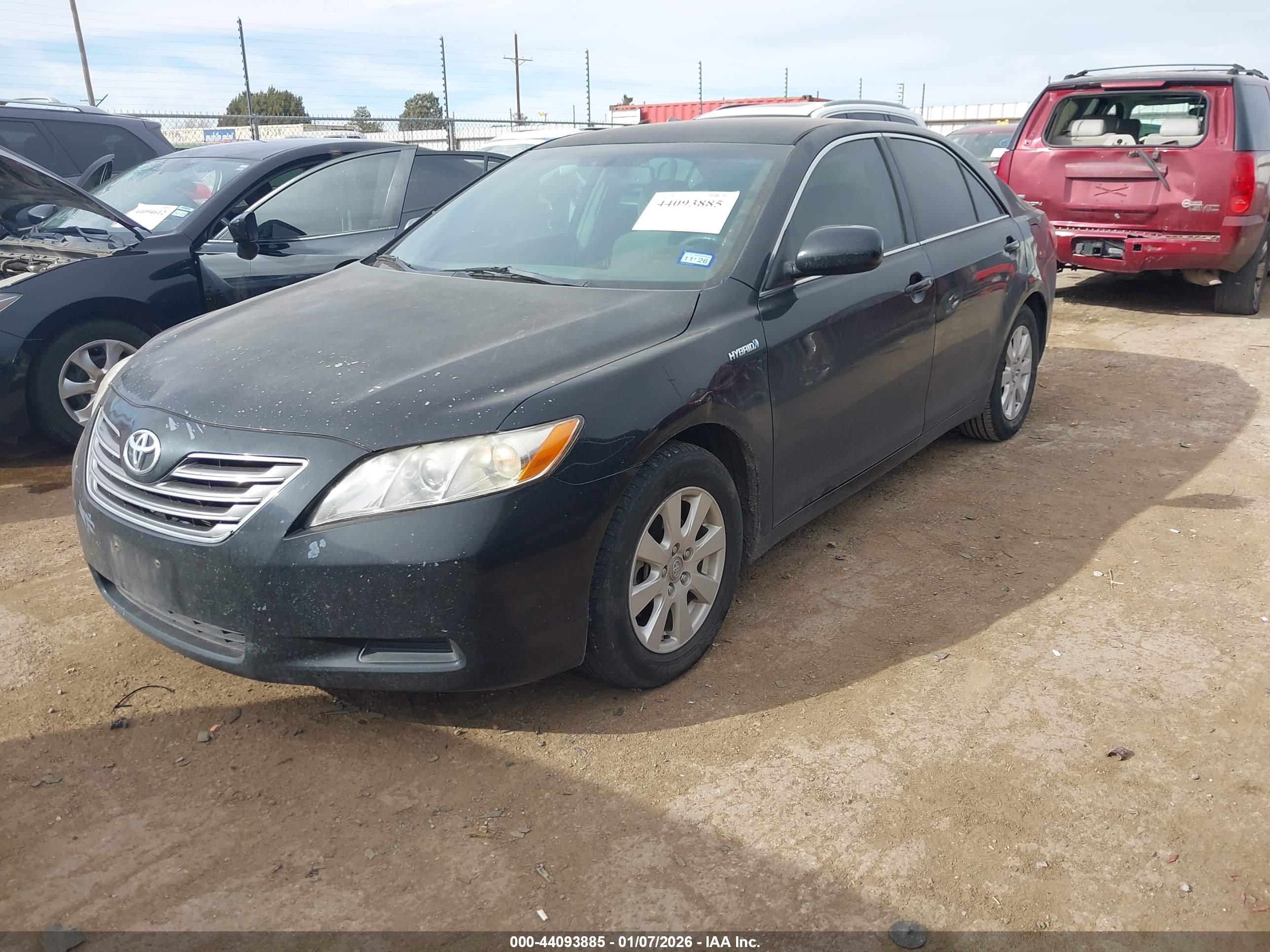 TOYOTA CAMRY image 2