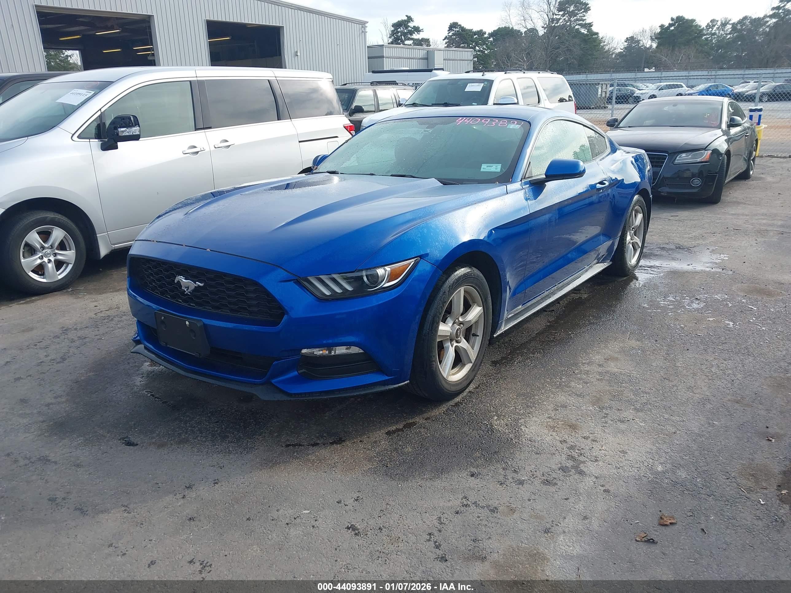 FORD MUSTANG image 2