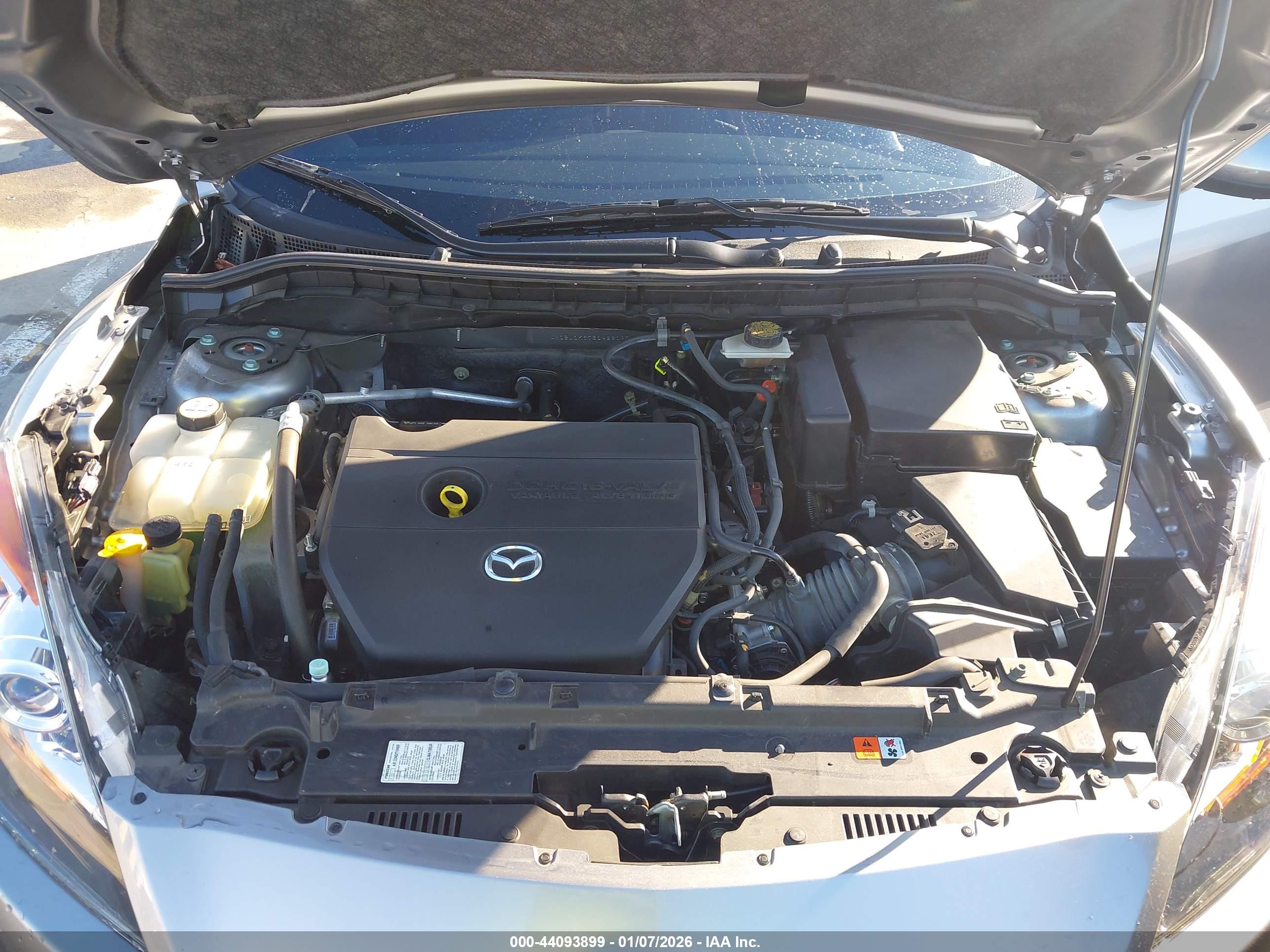 MAZDA MAZDA3 image 6