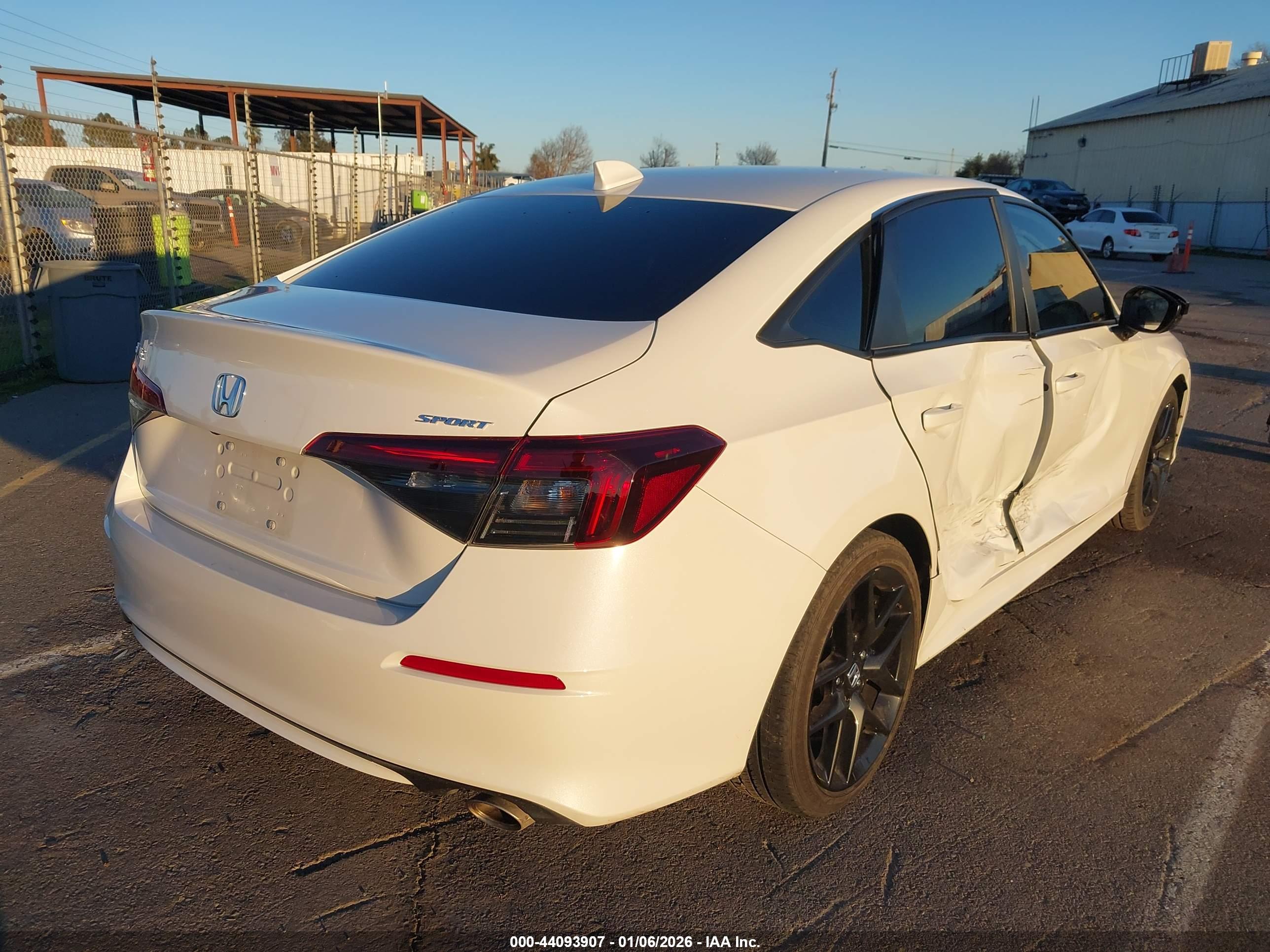 HONDA CIVIC image 4