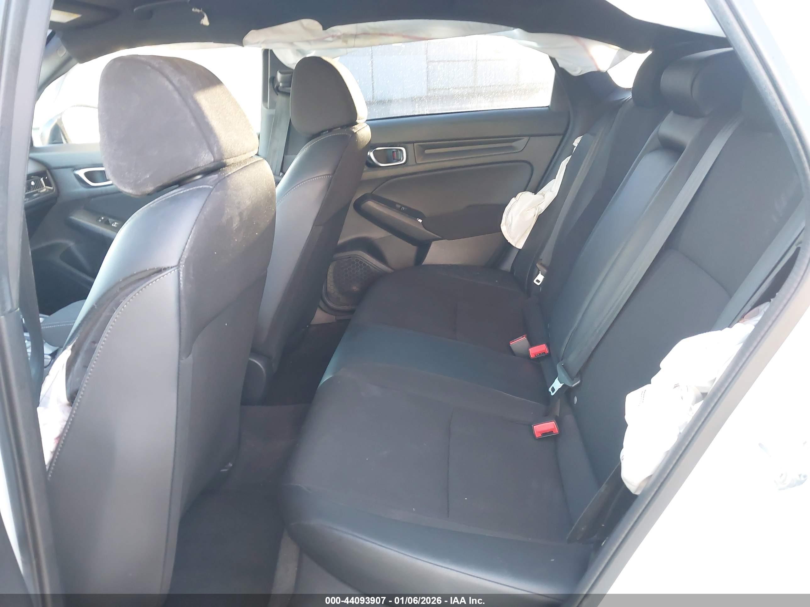 HONDA CIVIC image 8