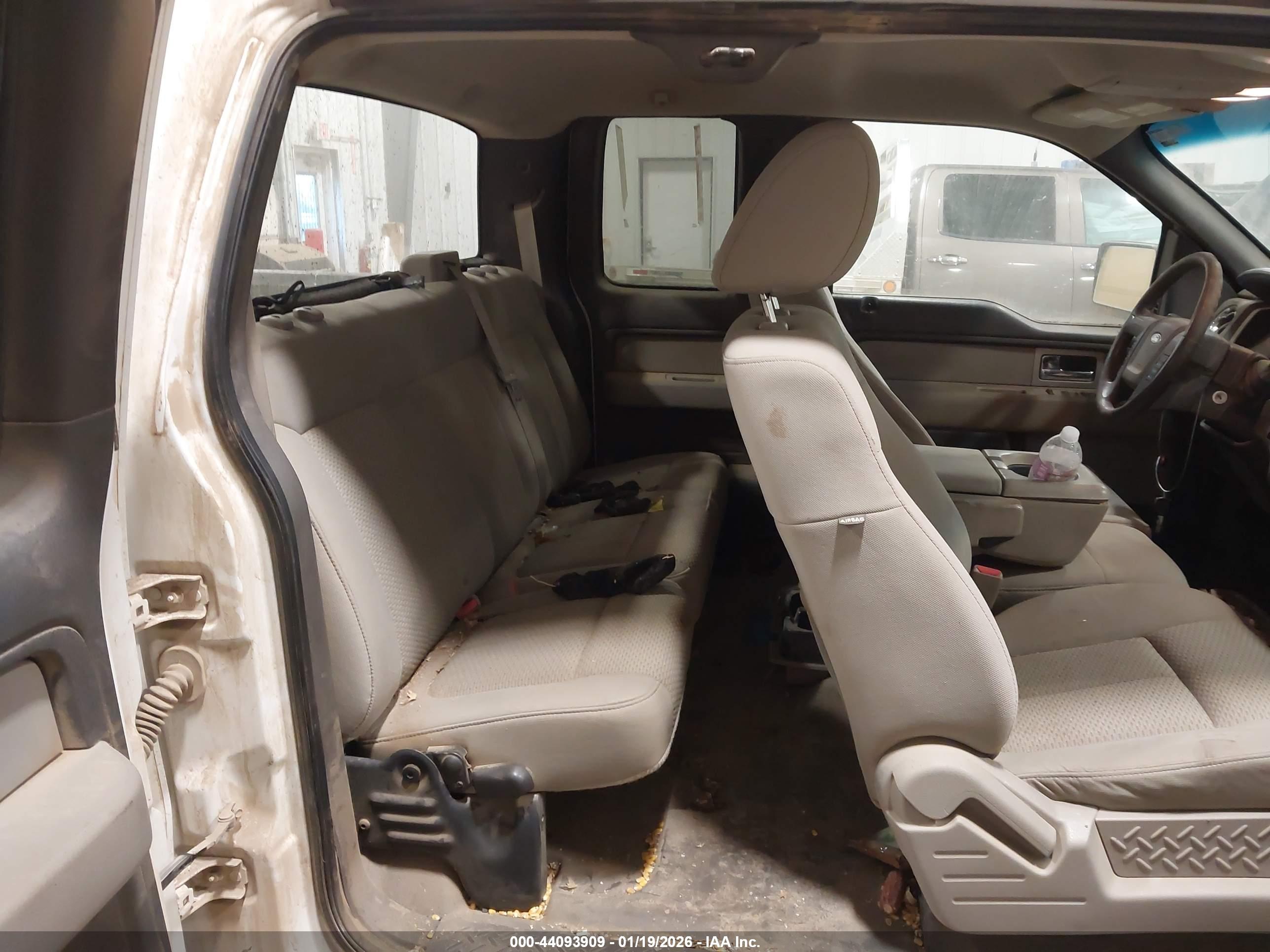 FORD F-150 image 8