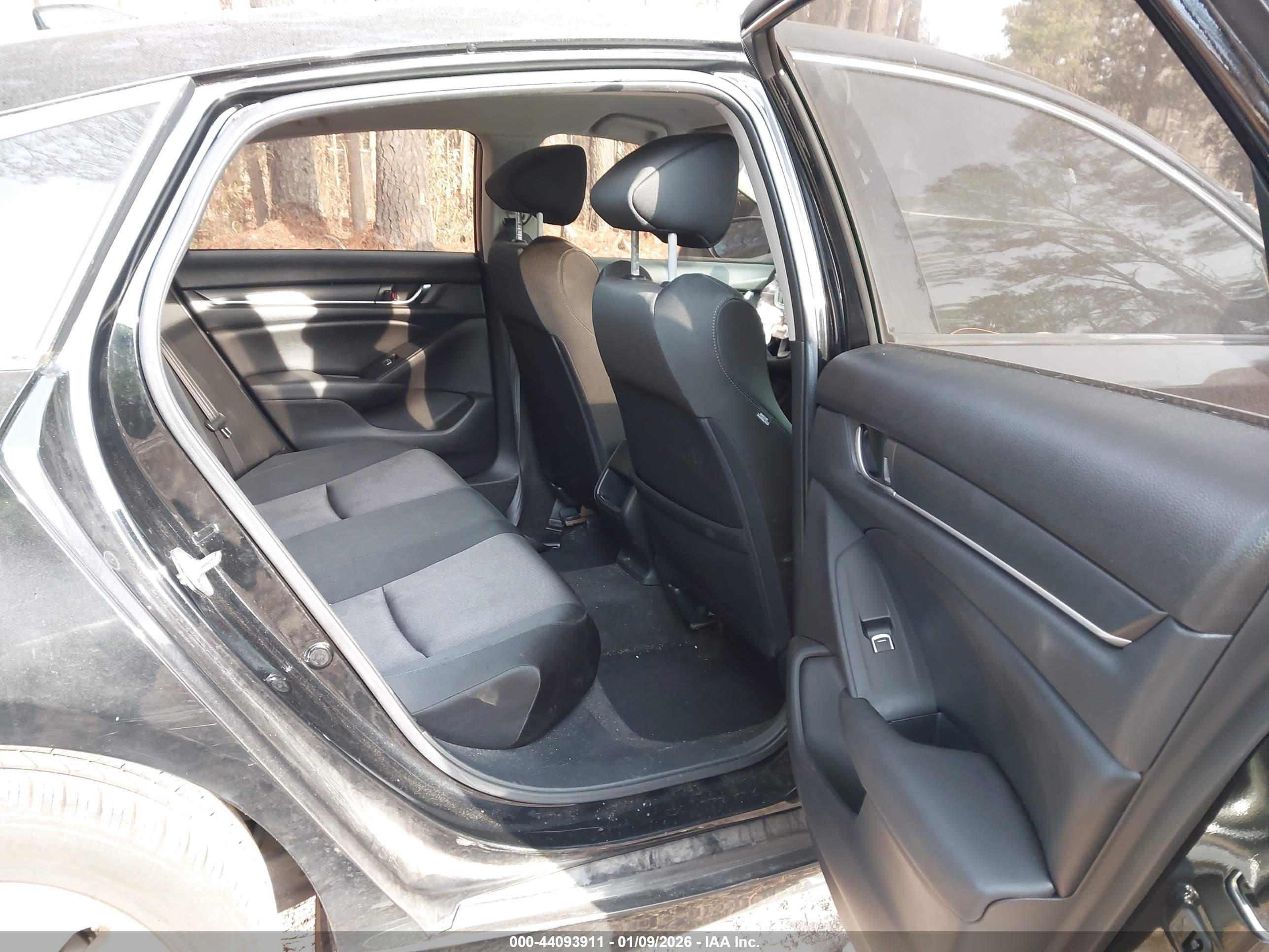 HONDA ACCORD image 8