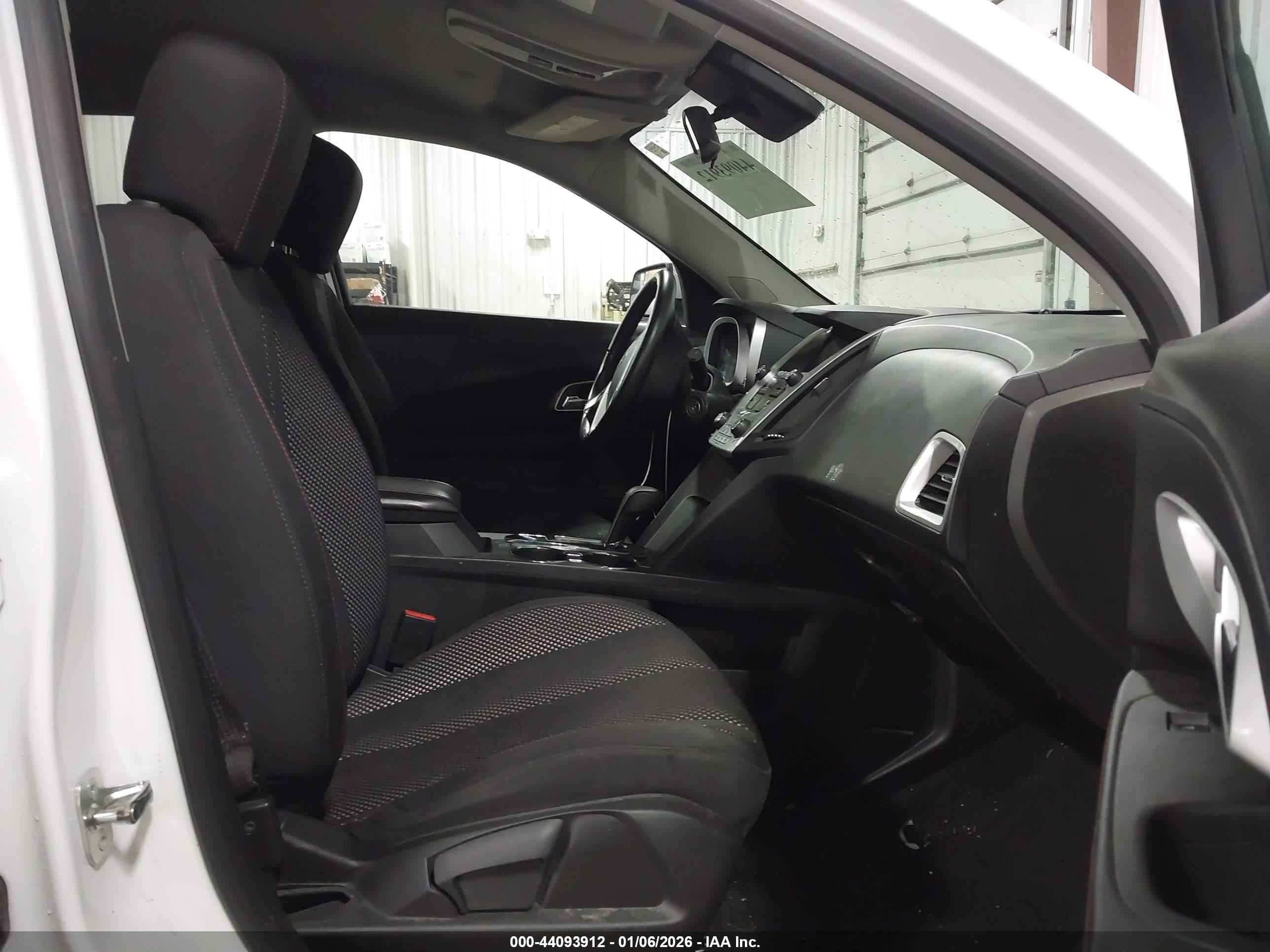CHEVROLET EQUINOX image 5