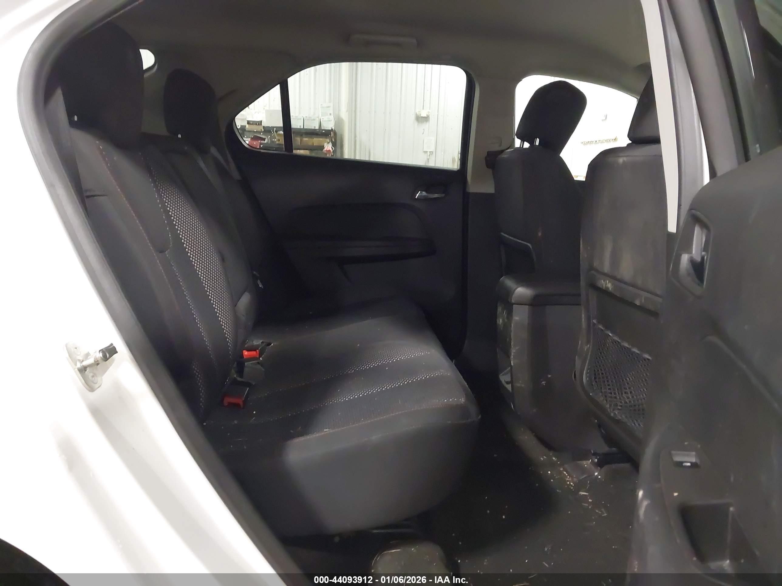 CHEVROLET EQUINOX image 8