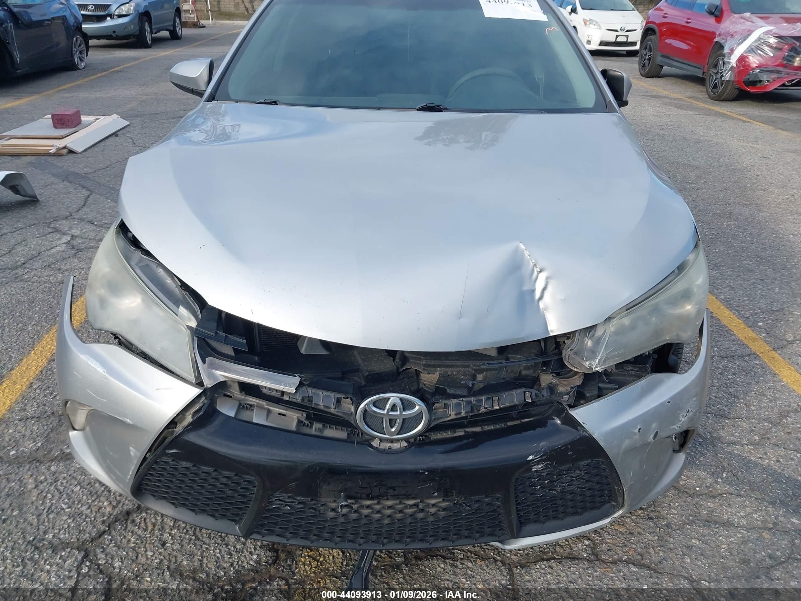 TOYOTA CAMRY image 6