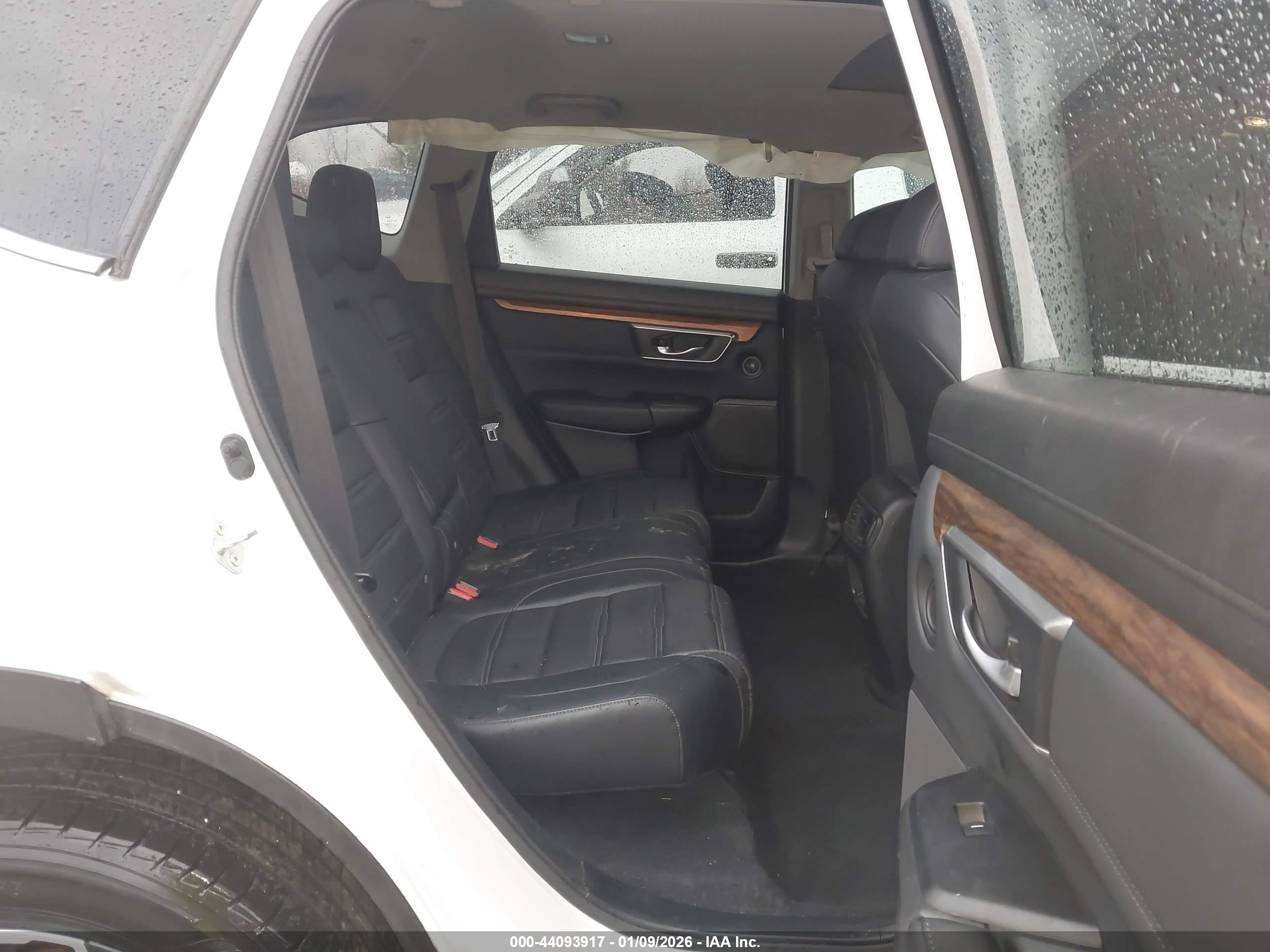 HONDA CR-V image 8