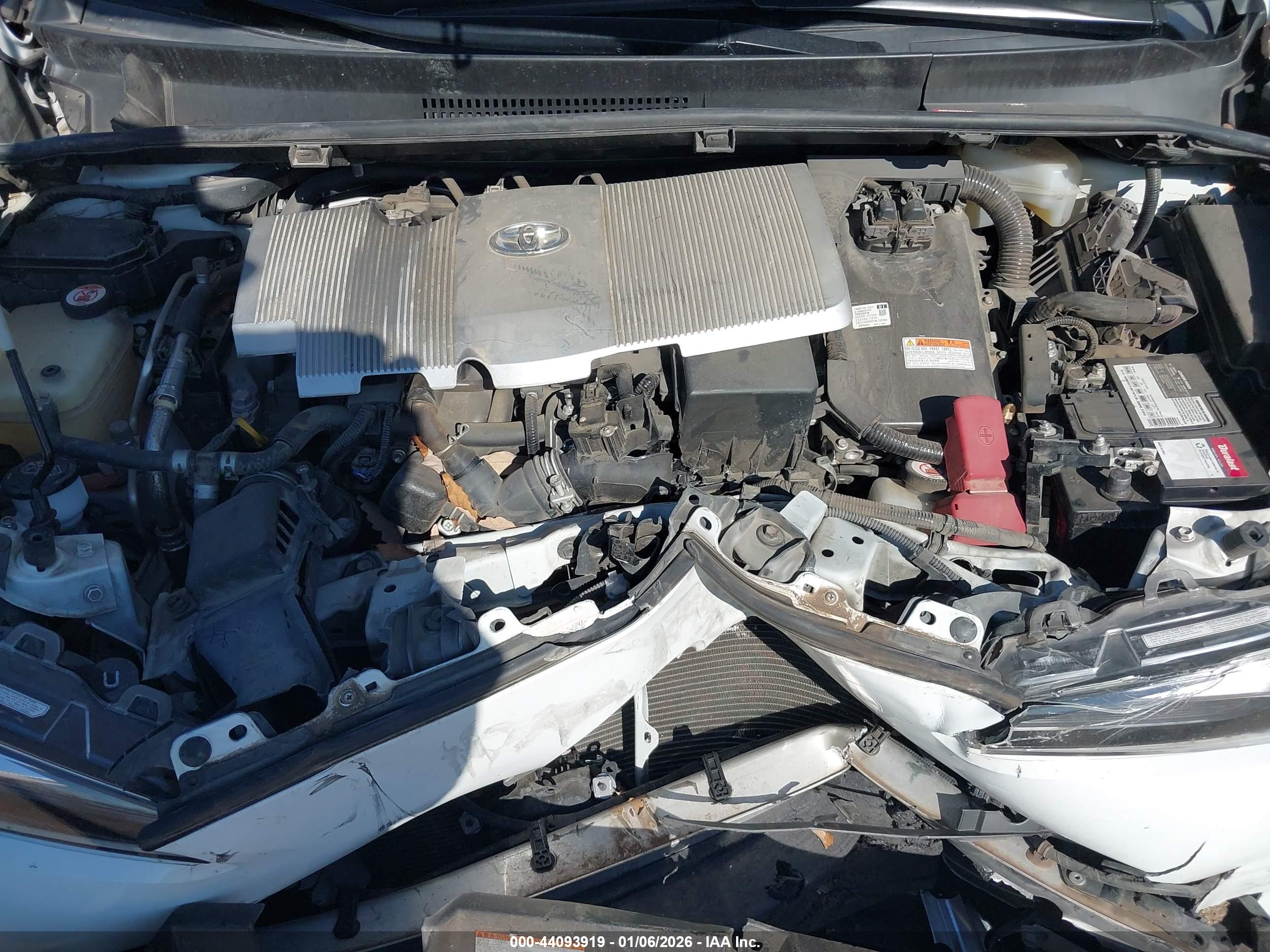 TOYOTA PRIUS image 10