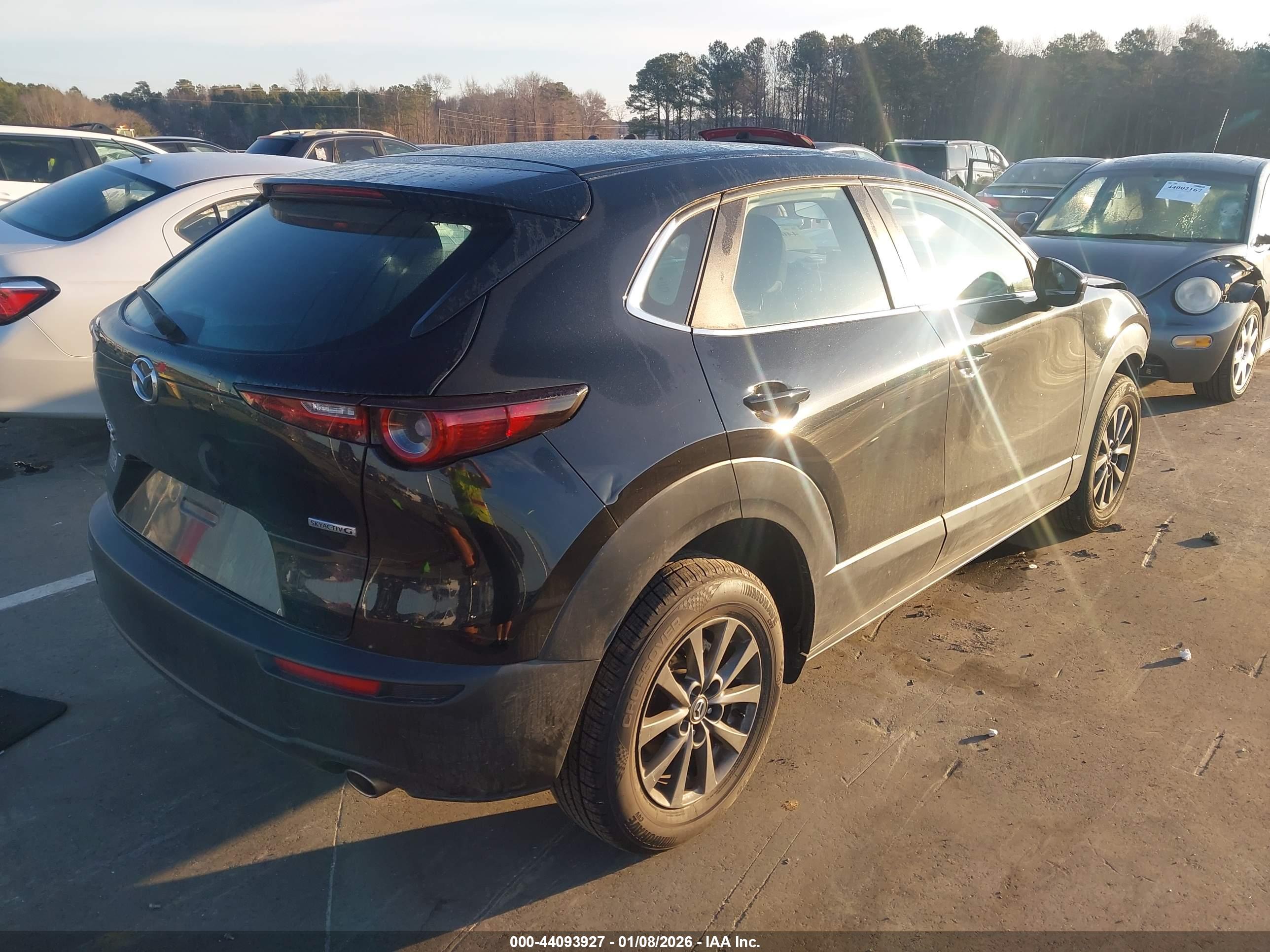MAZDA CX-30 image 4