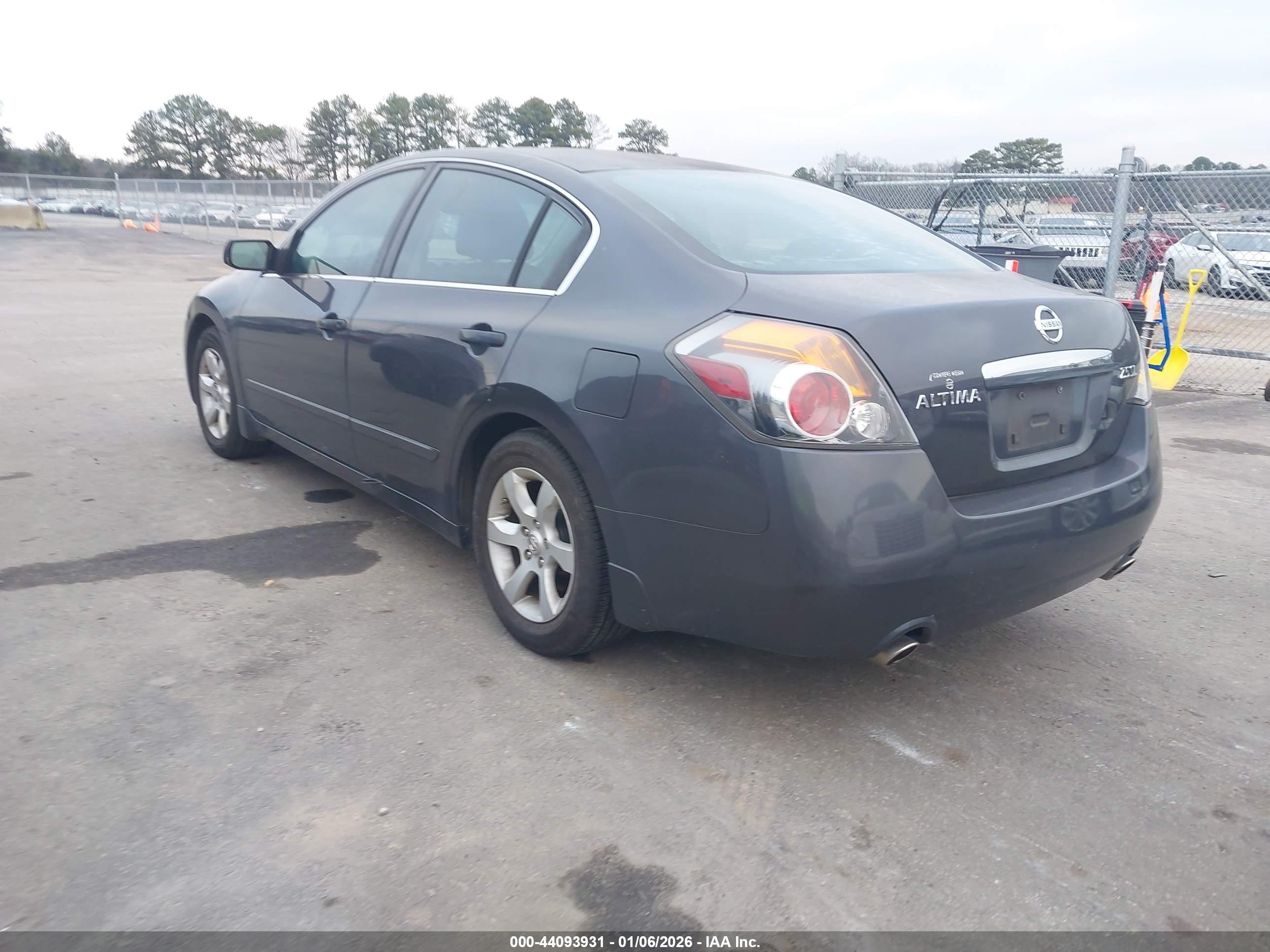 NISSAN ALTIMA image 3