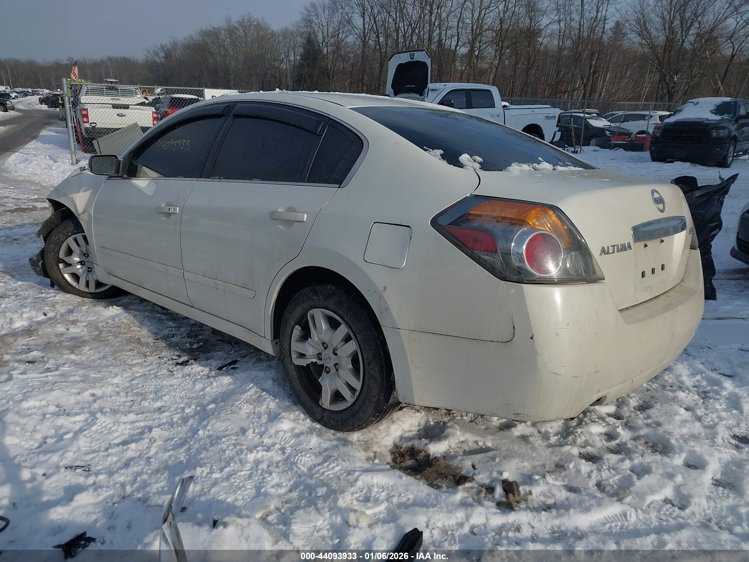 NISSAN ALTIMA image 3