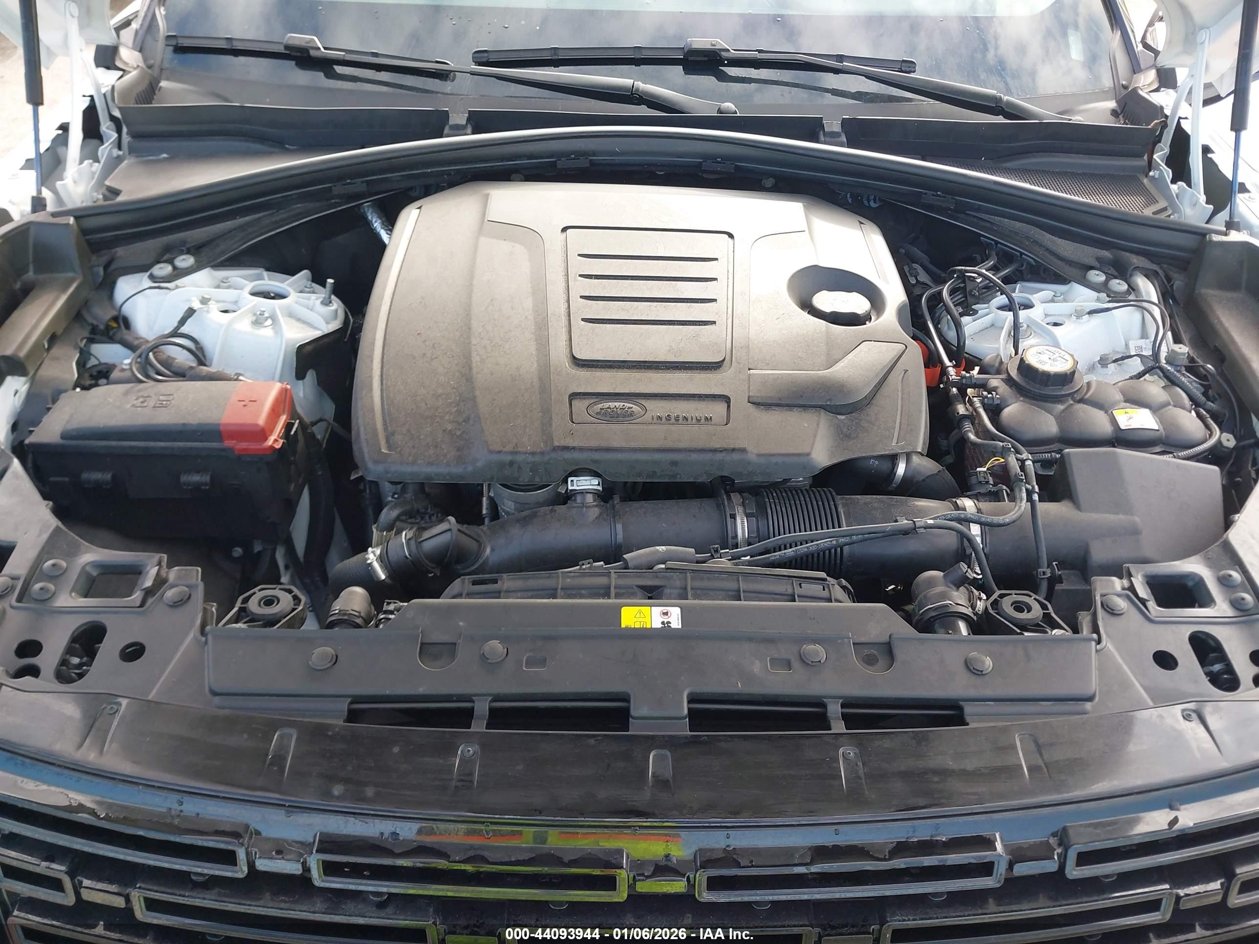 LAND ROVER image 10