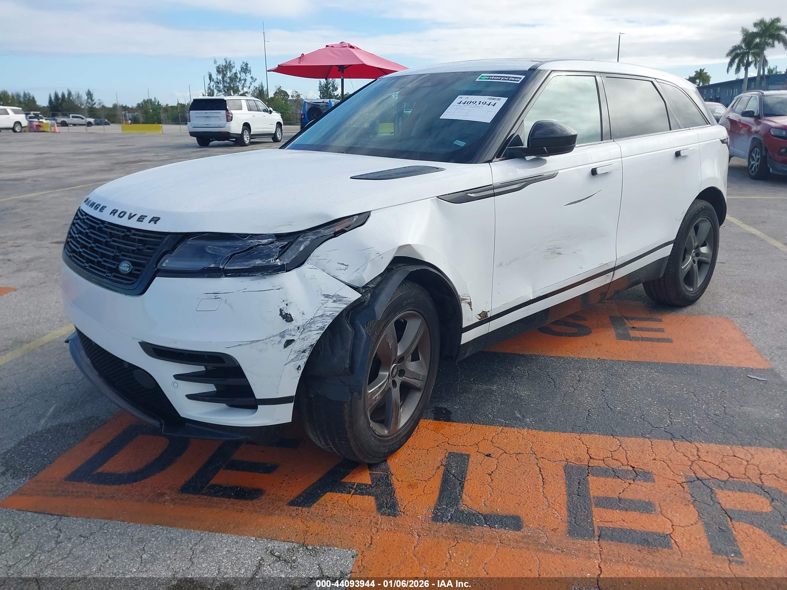 LAND ROVER image 2