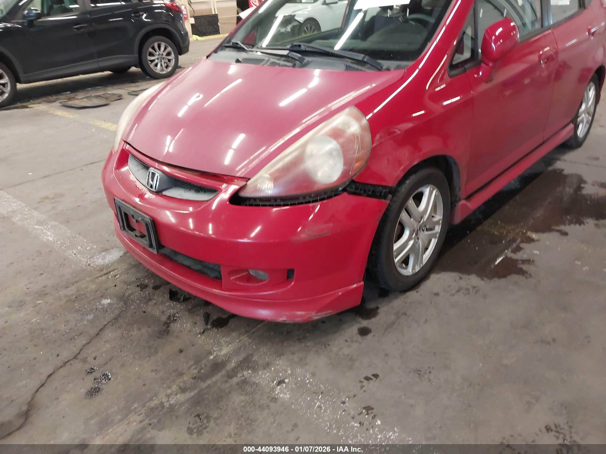 HONDA FIT image 6
