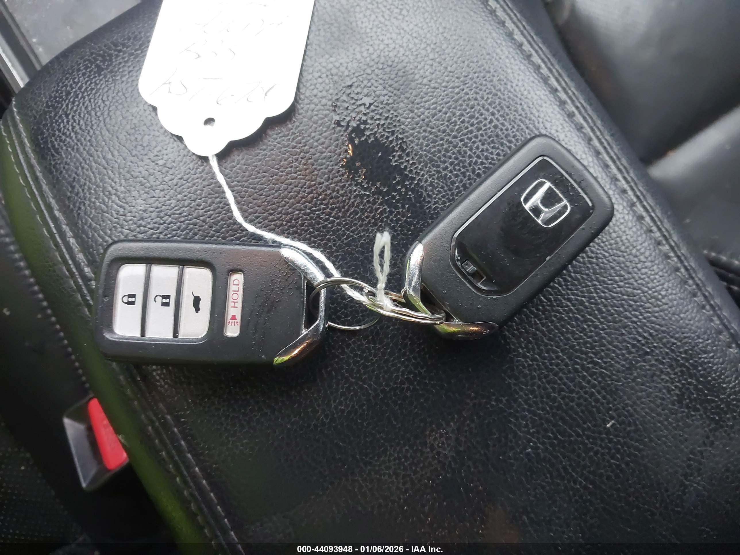 HONDA CR-V image 11