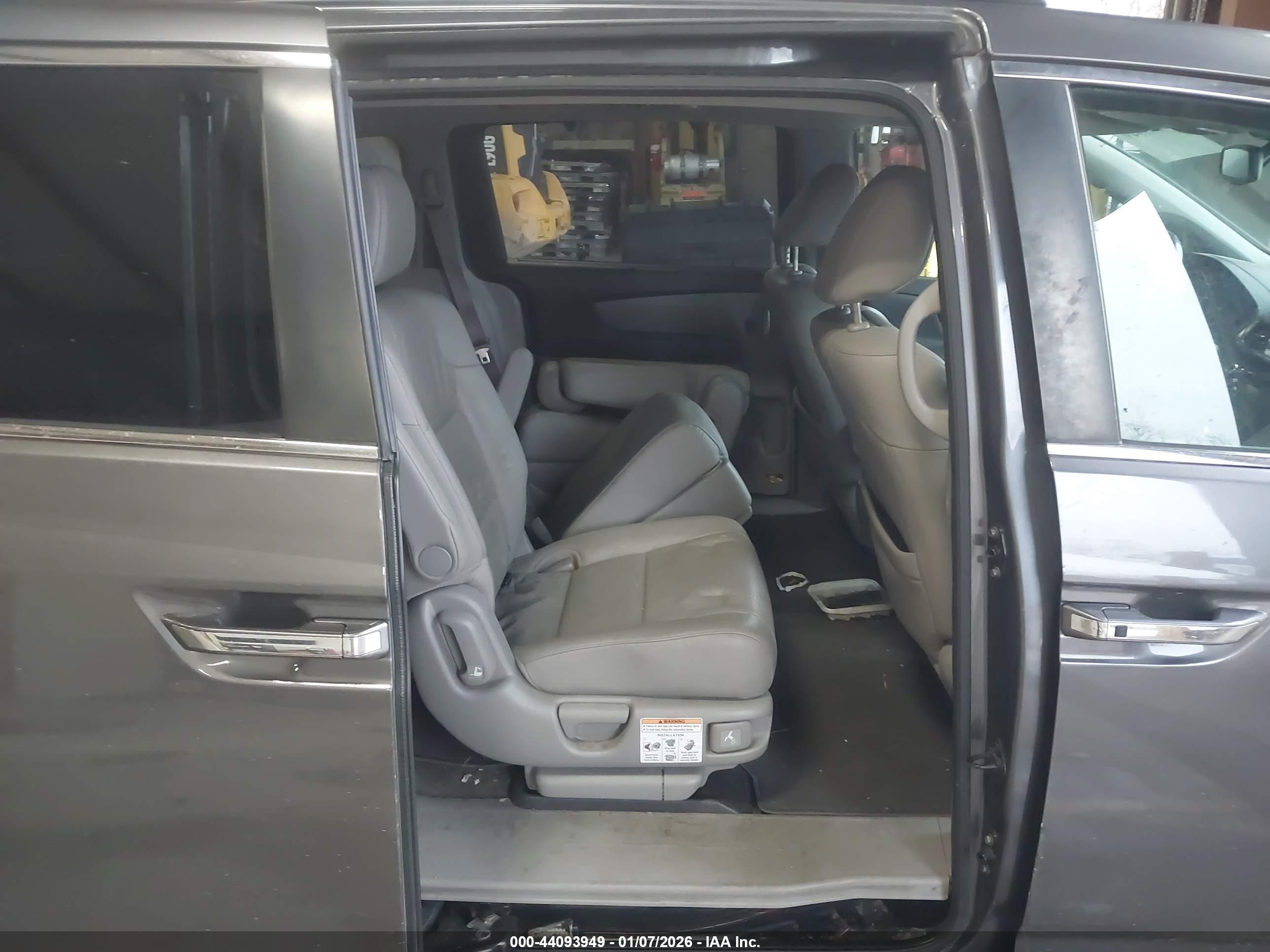 HONDA ODYSSEY image 8