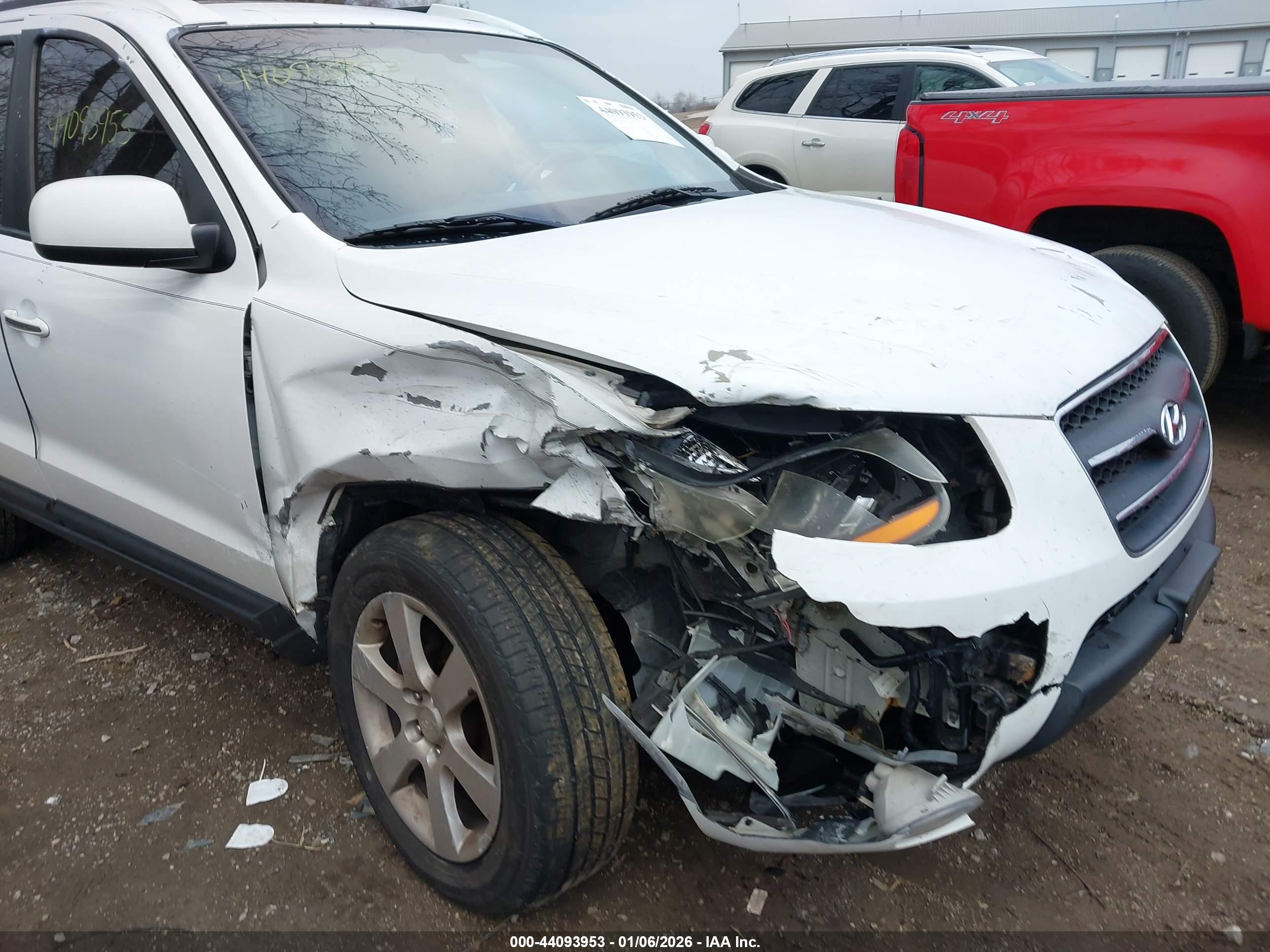 HYUNDAI SANTA image 6