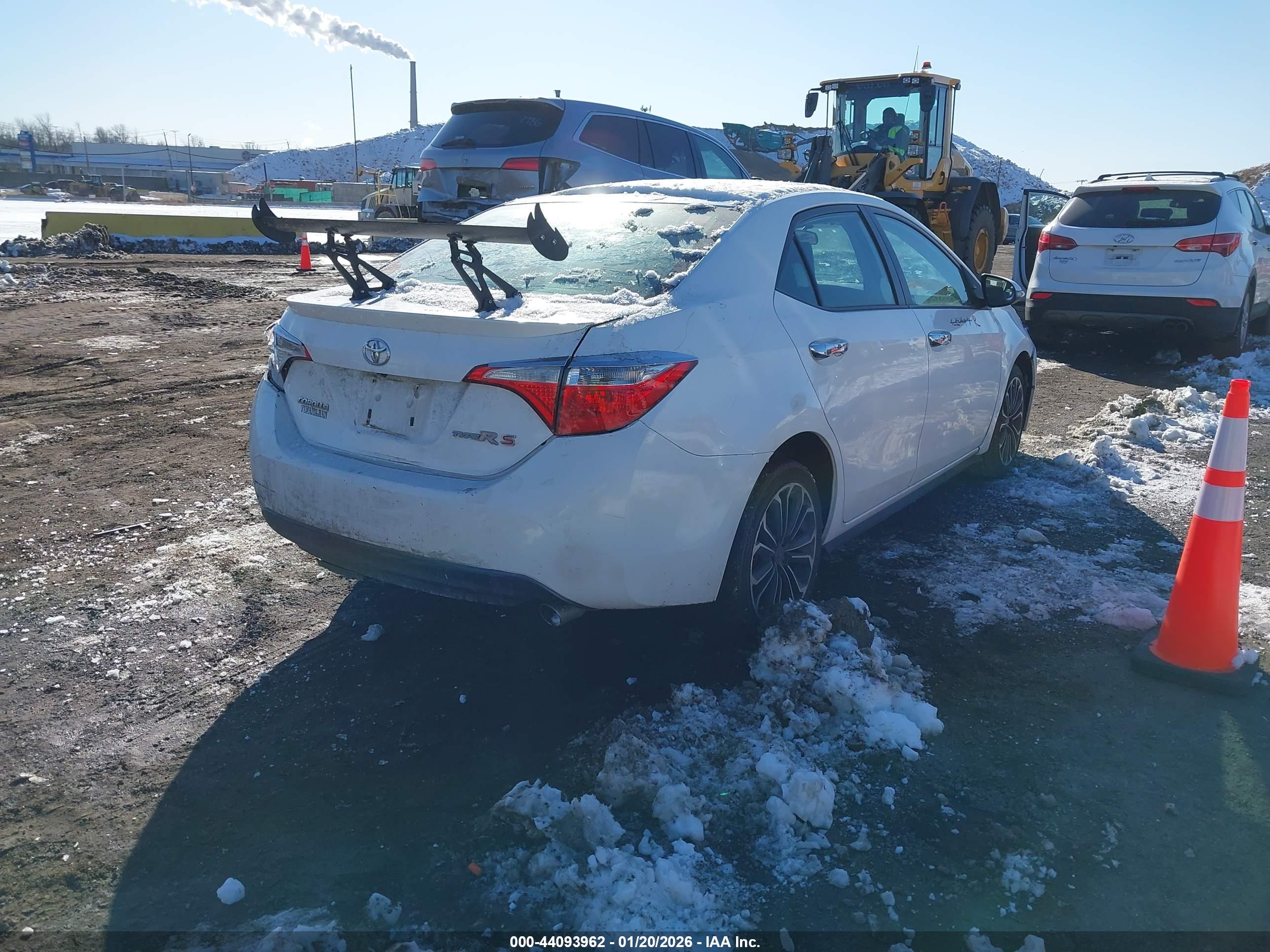 TOYOTA COROLLA image 4
