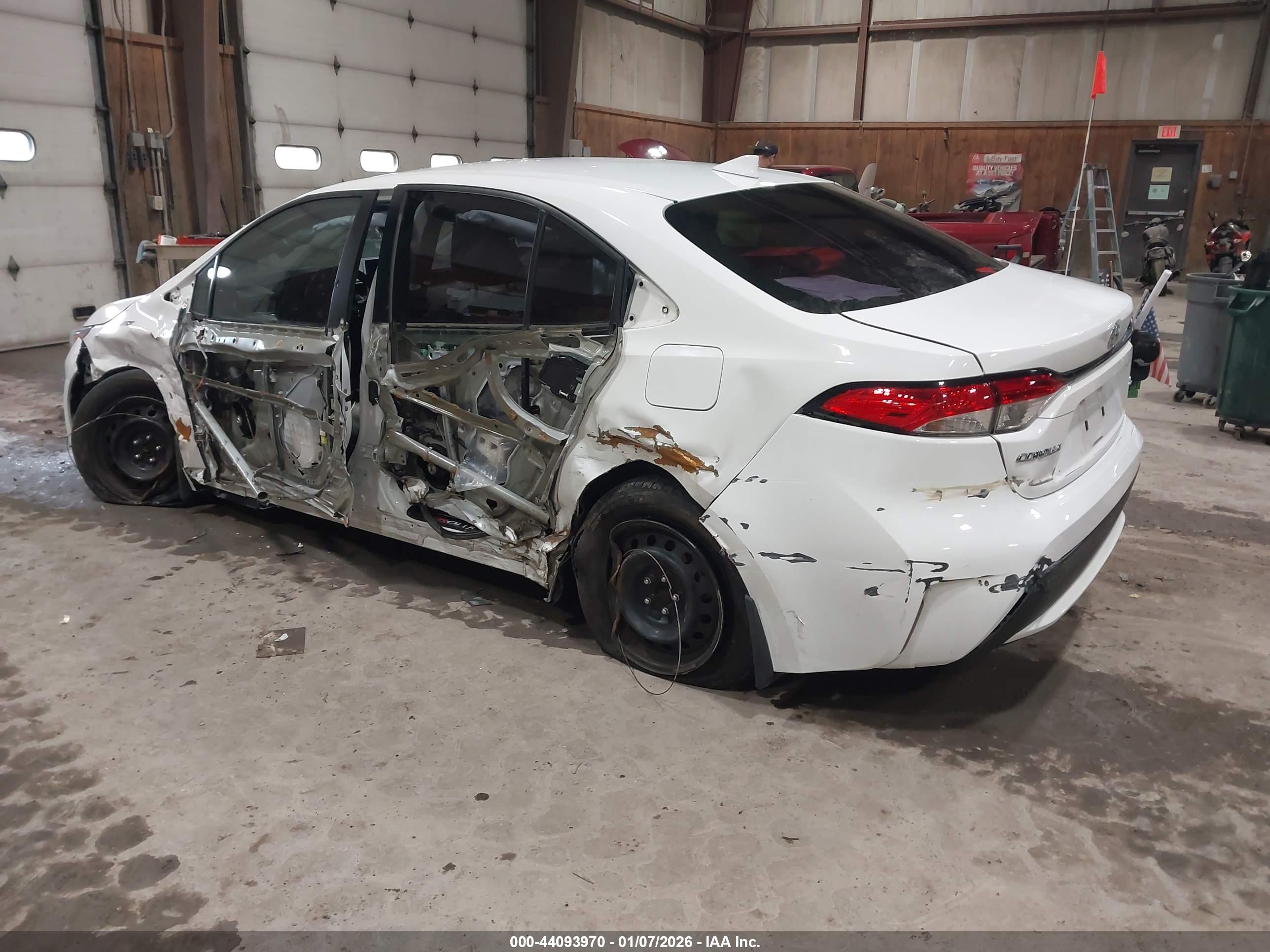 TOYOTA COROLLA image 3