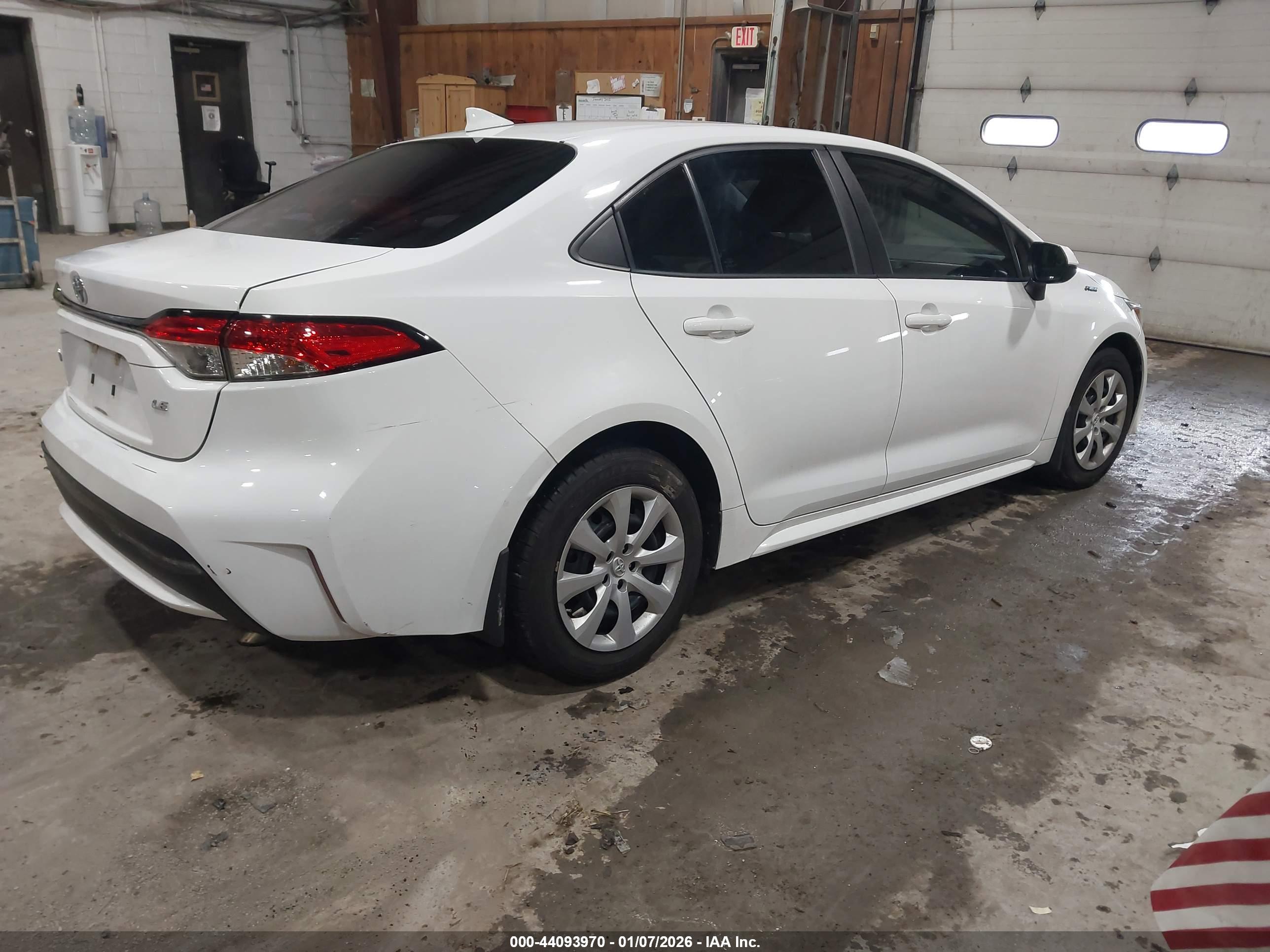 TOYOTA COROLLA image 4