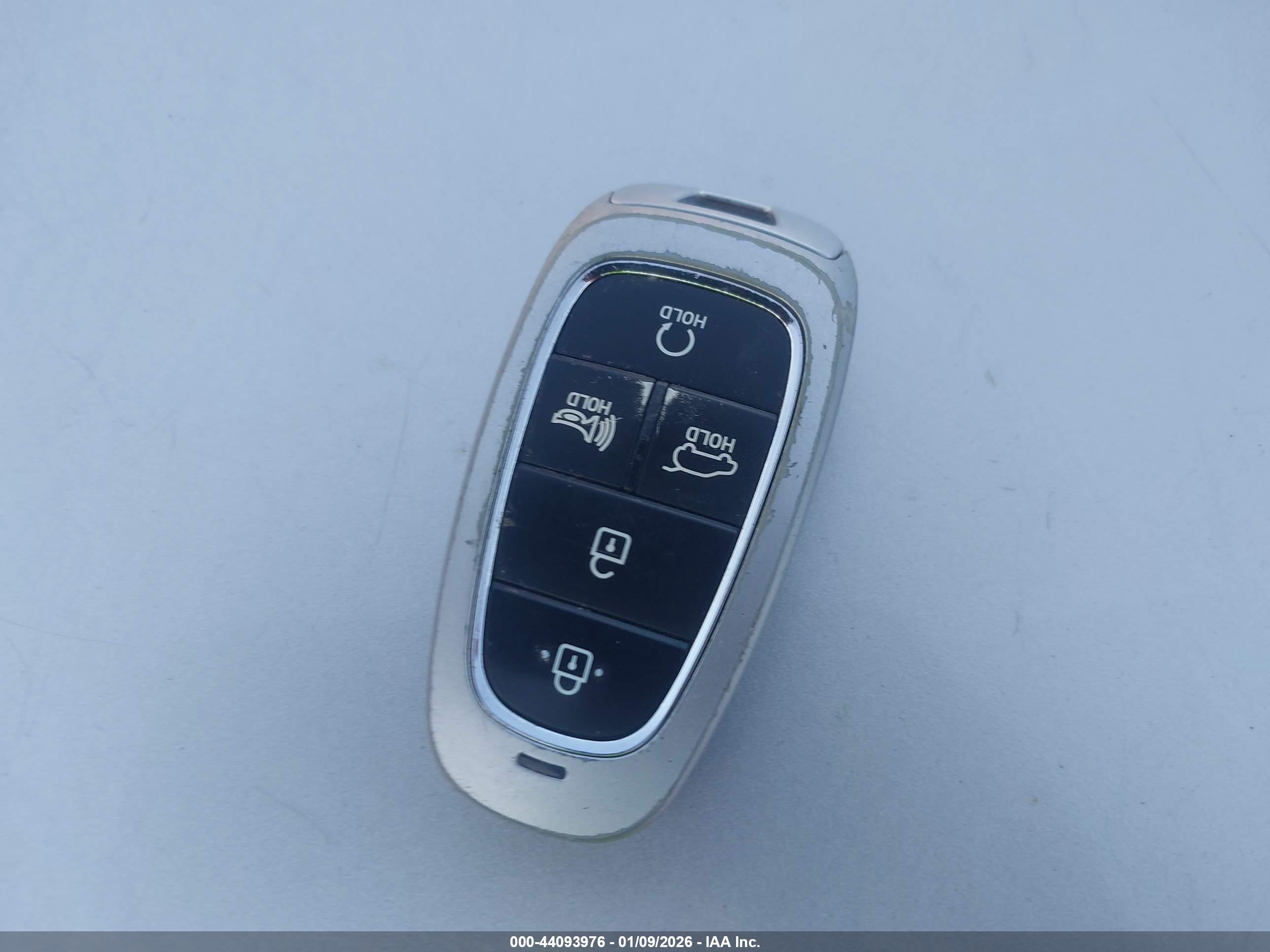 HYUNDAI TUCSON image 11