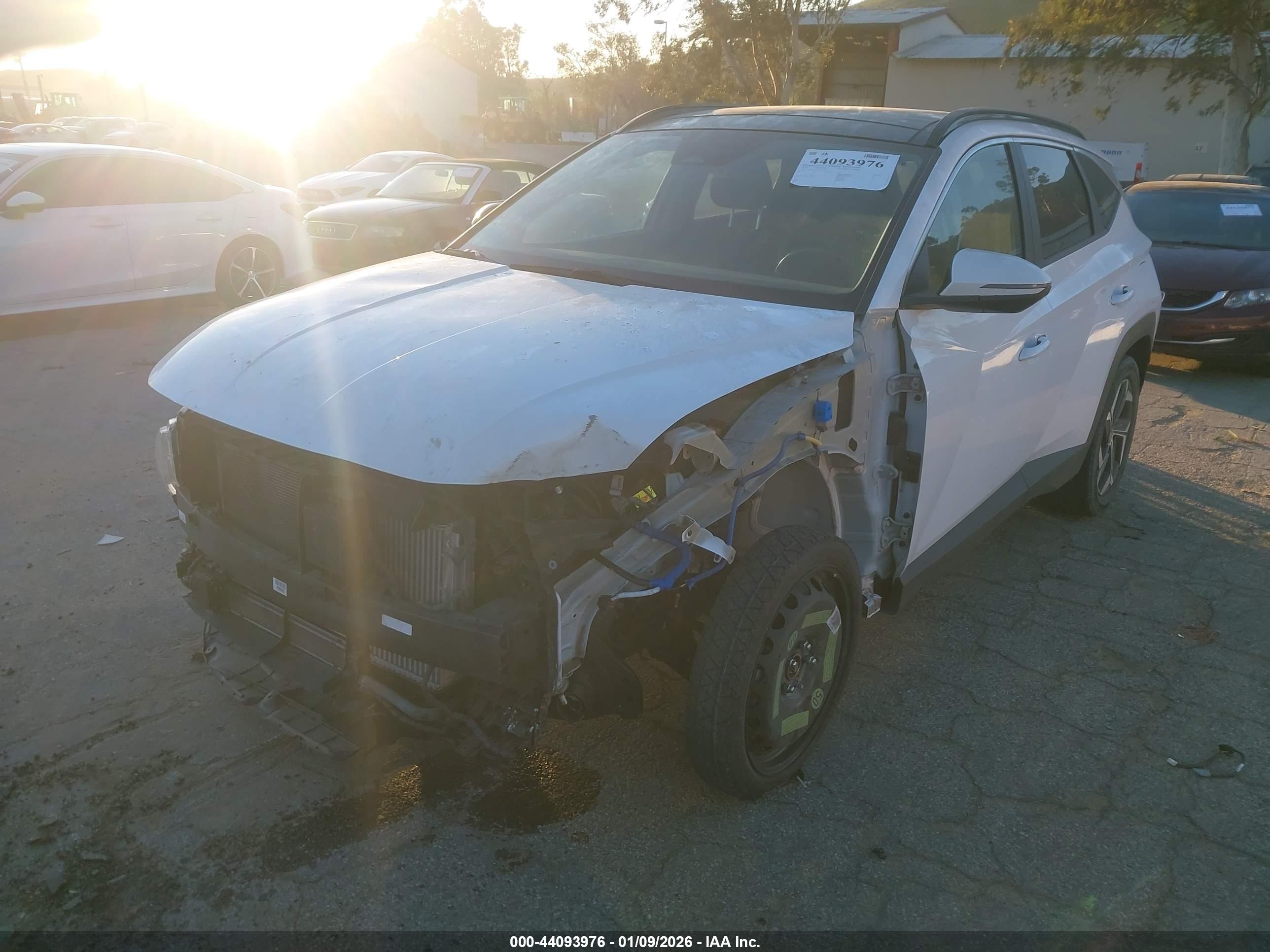 HYUNDAI TUCSON image 2