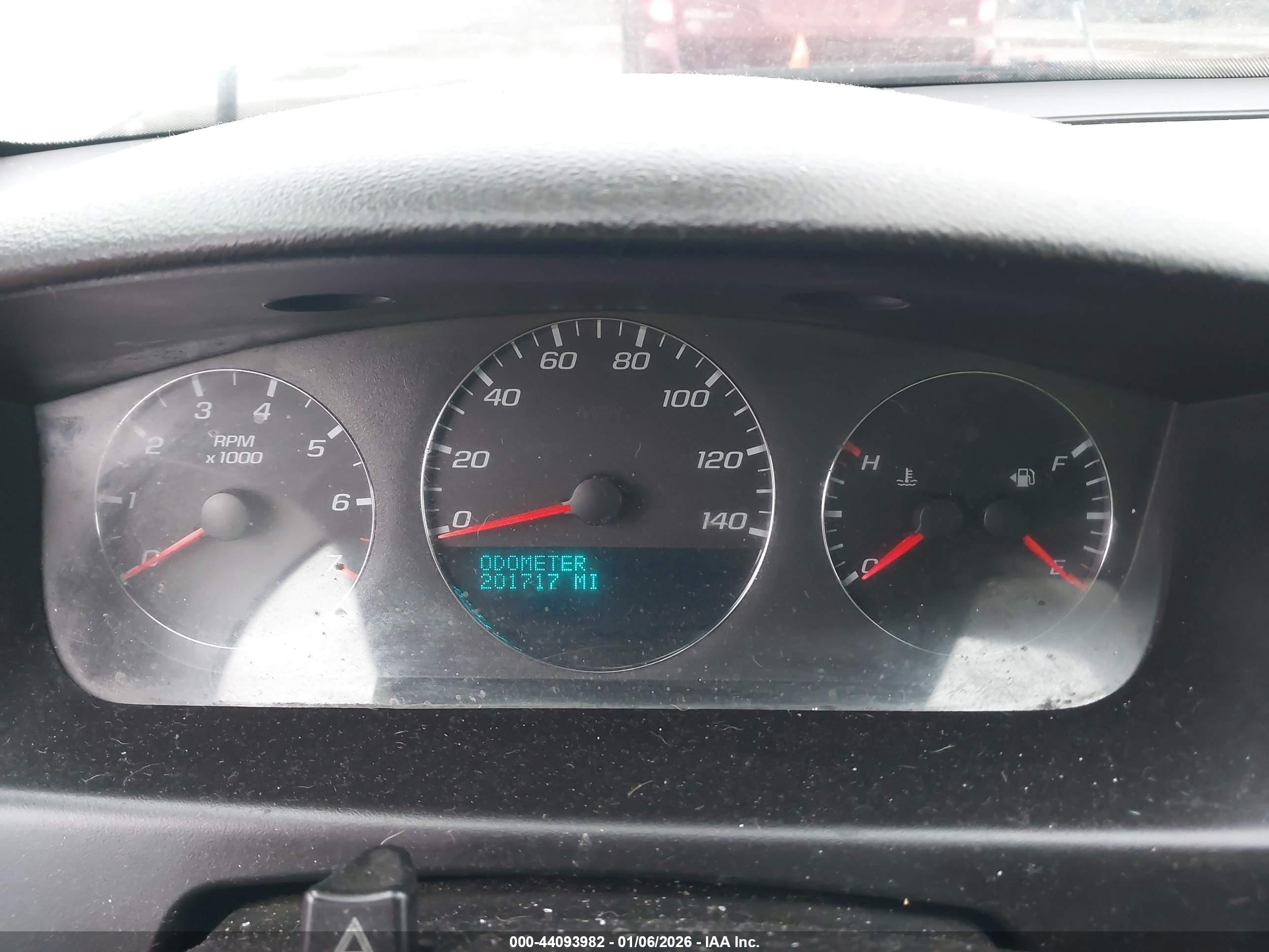 CHEVROLET IMPALA image 7